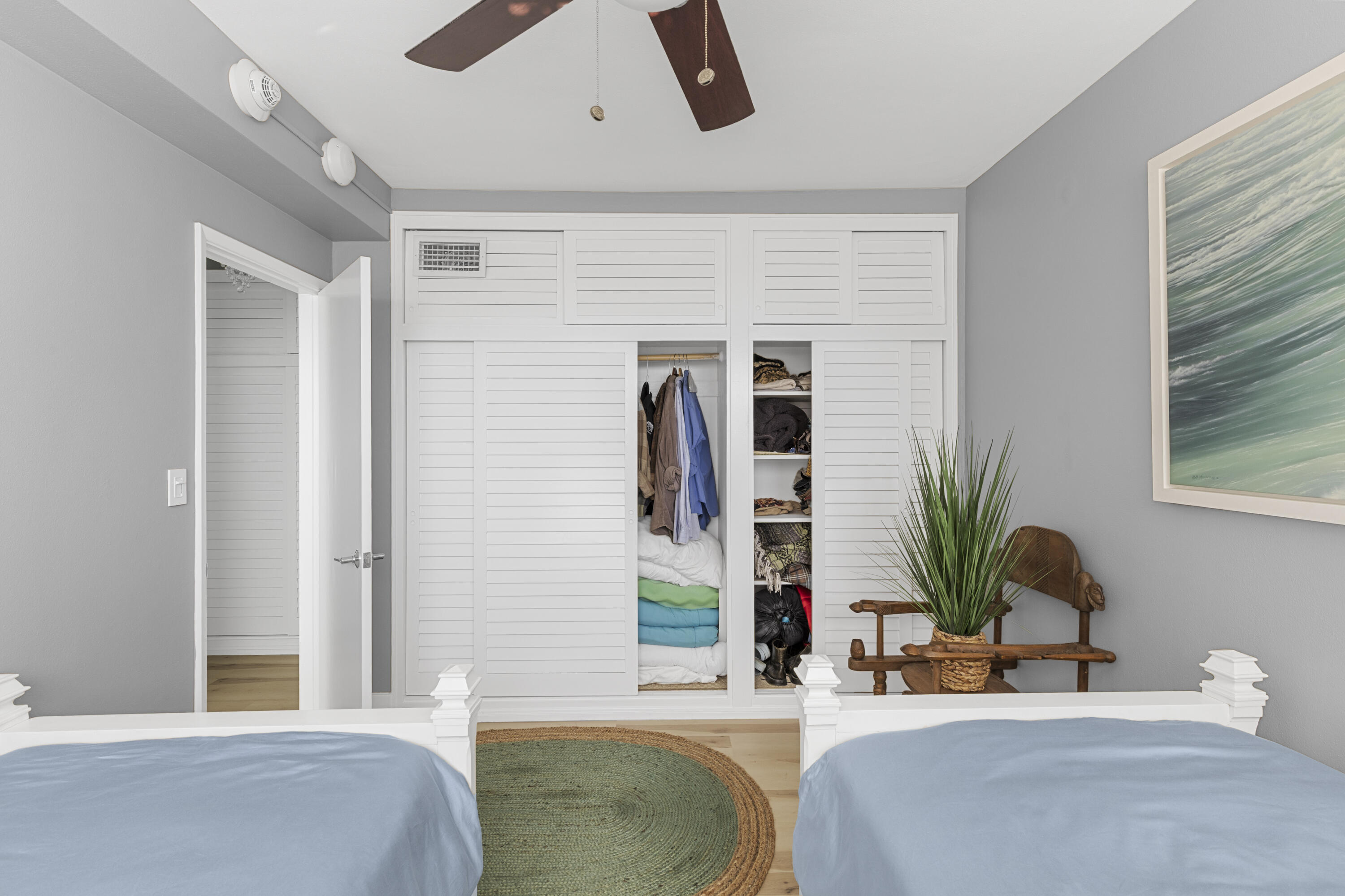 1920 S Ocean Drive 611