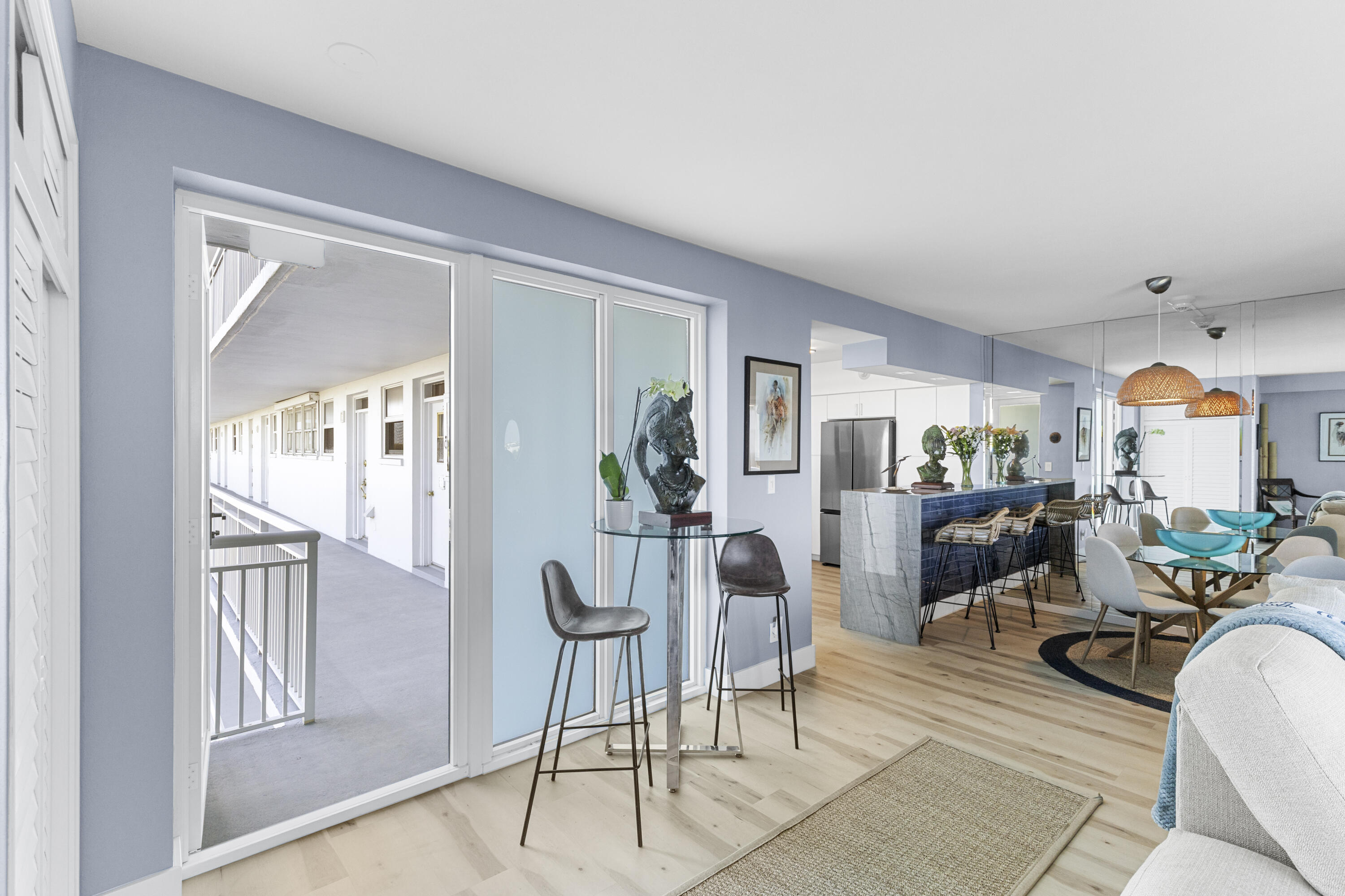 1920 S Ocean Drive 611