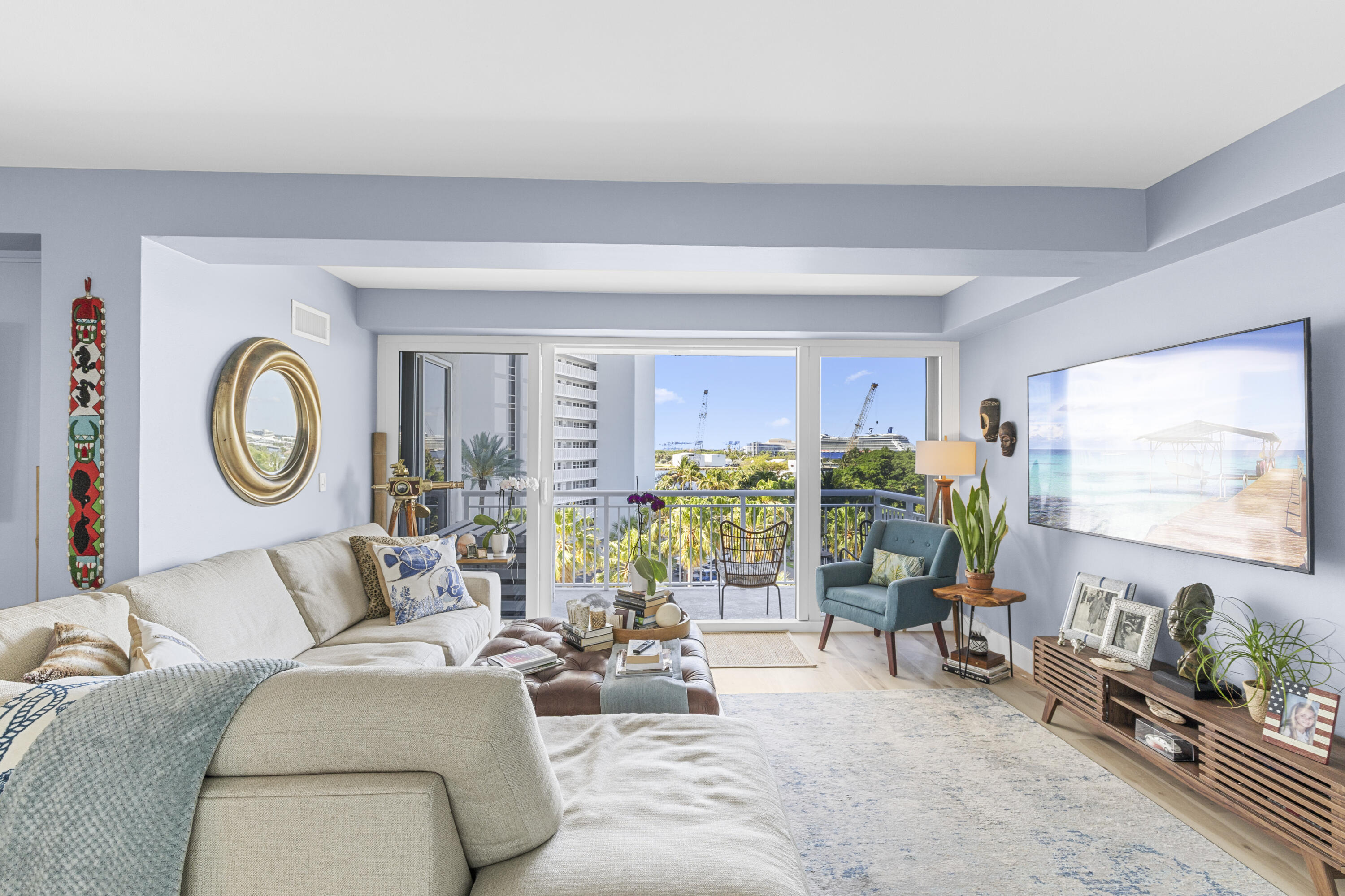 1920 S Ocean Drive 611