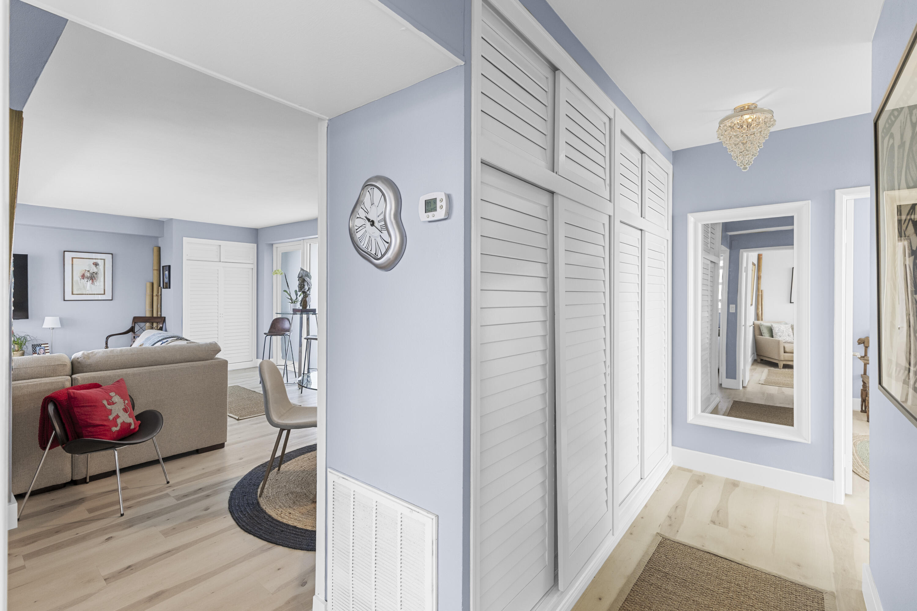 1920 S Ocean Drive 611