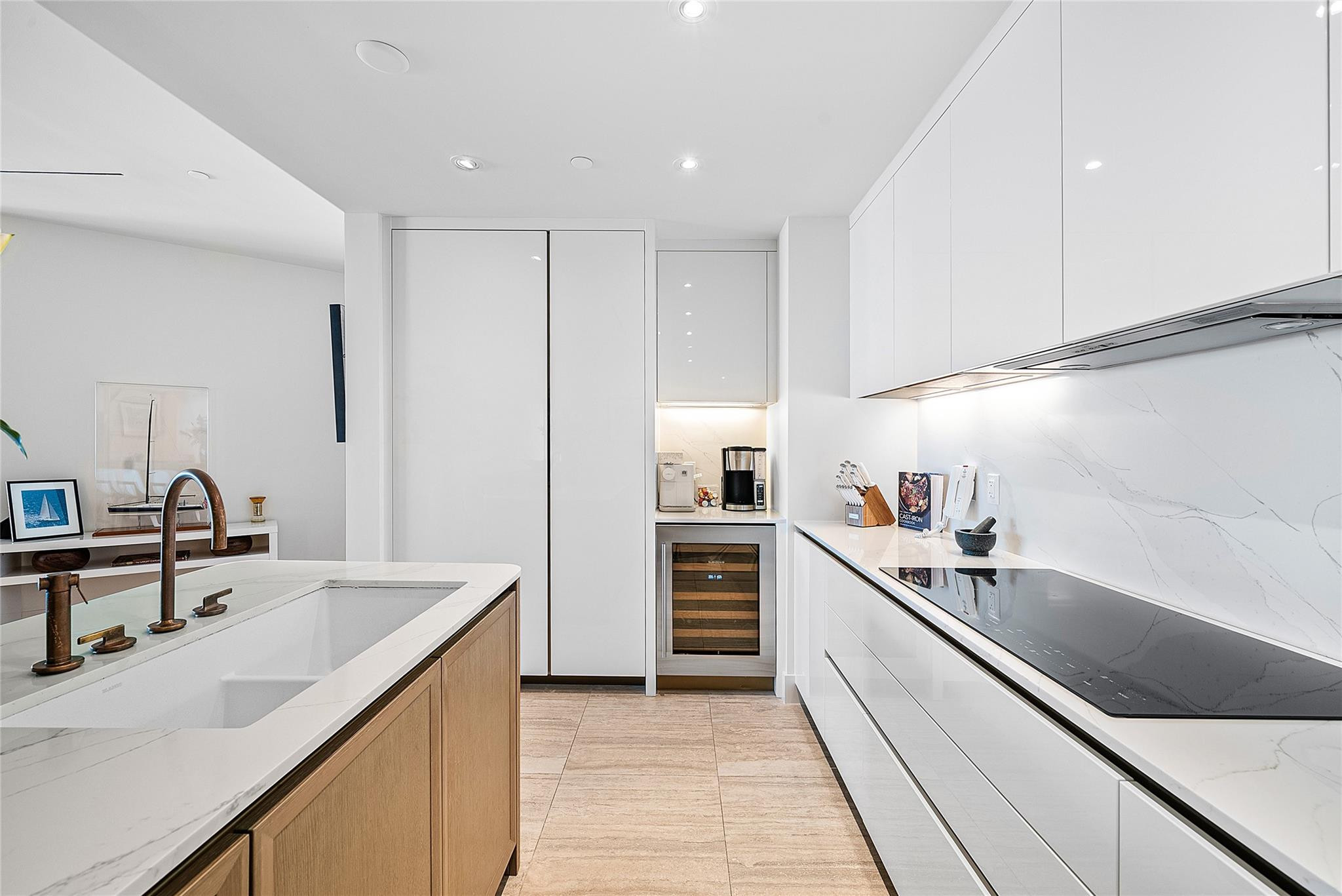 525 N Fort Lauderdale Beach Blvd 1802