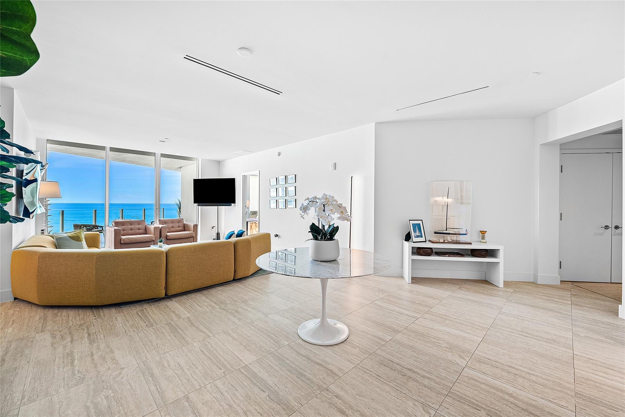 525 N Fort Lauderdale Beach Blvd 1802