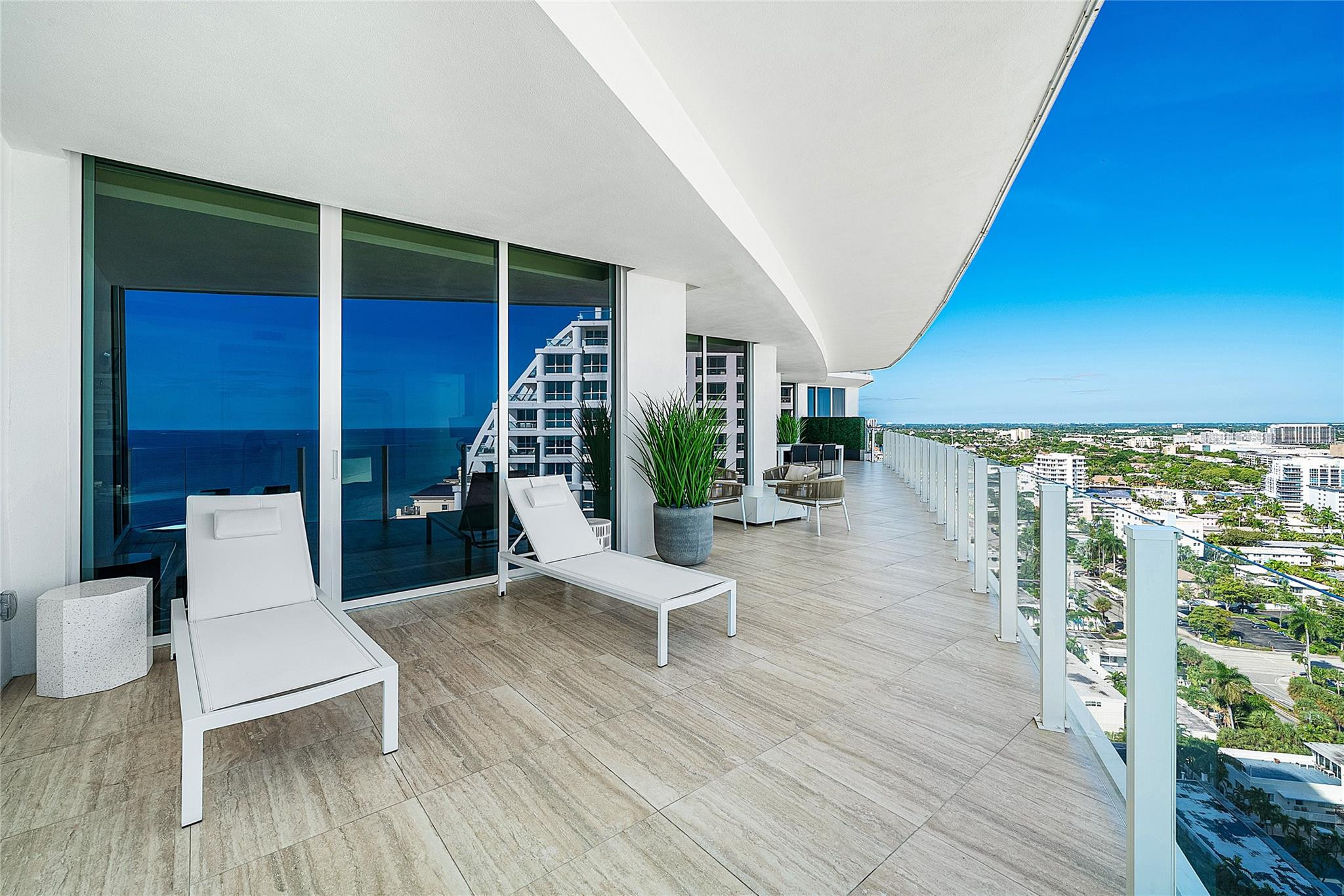 525 N Fort Lauderdale Beach Blvd 1802