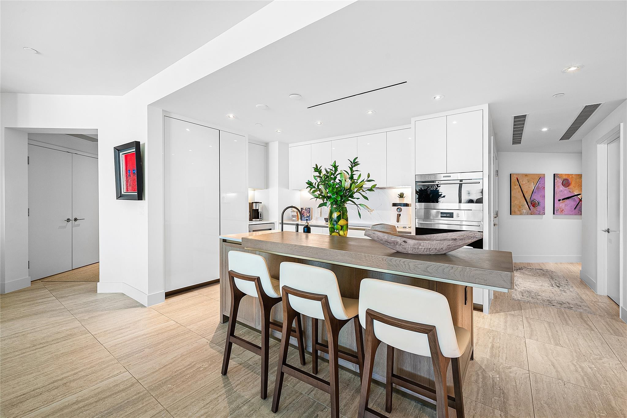 525 N Fort Lauderdale Beach Blvd 1802