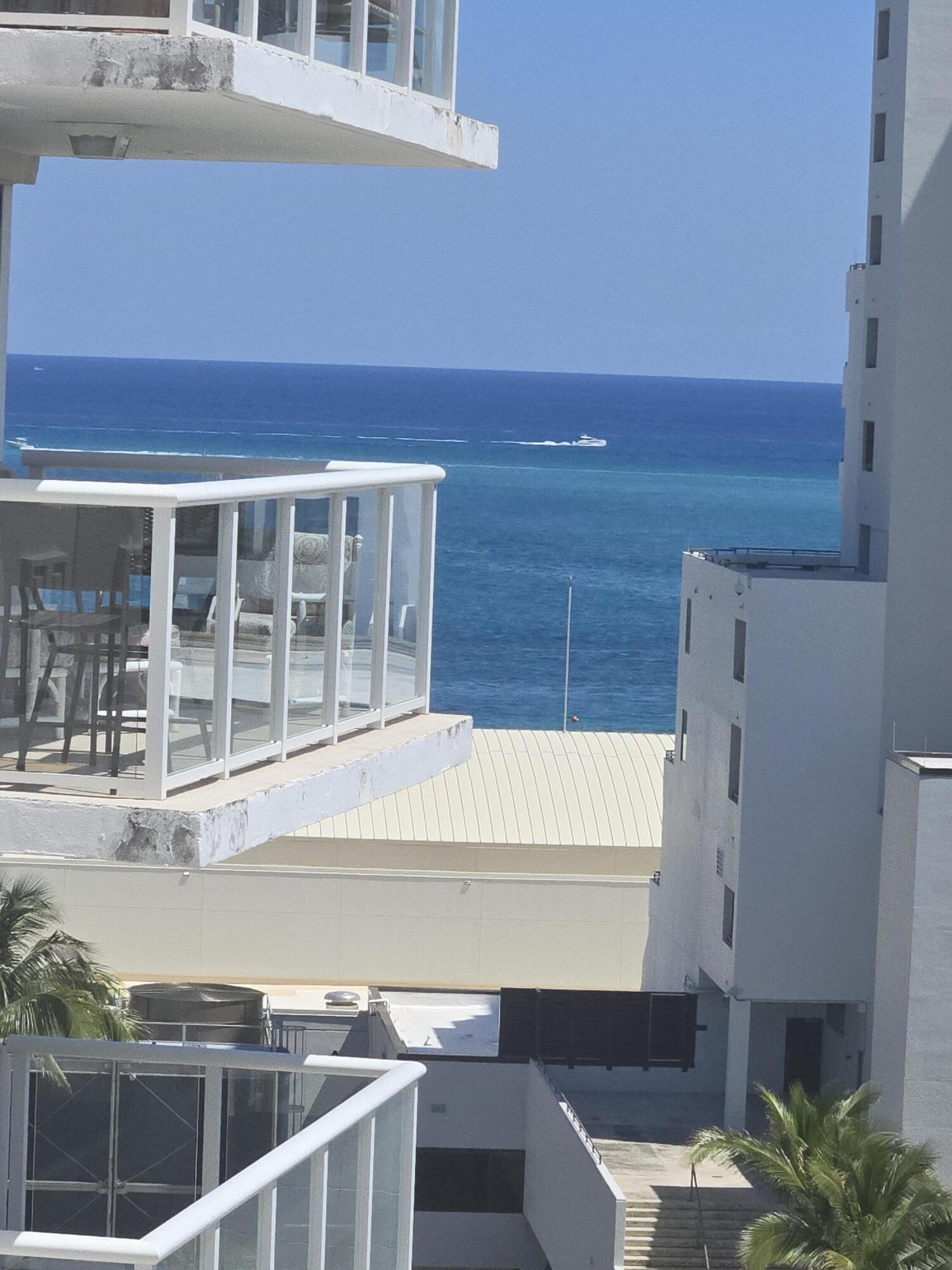 3000 Holiday Dr 1104