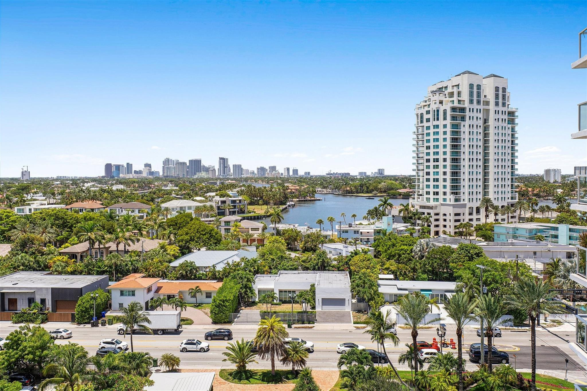 3000 Holiday Dr 1104