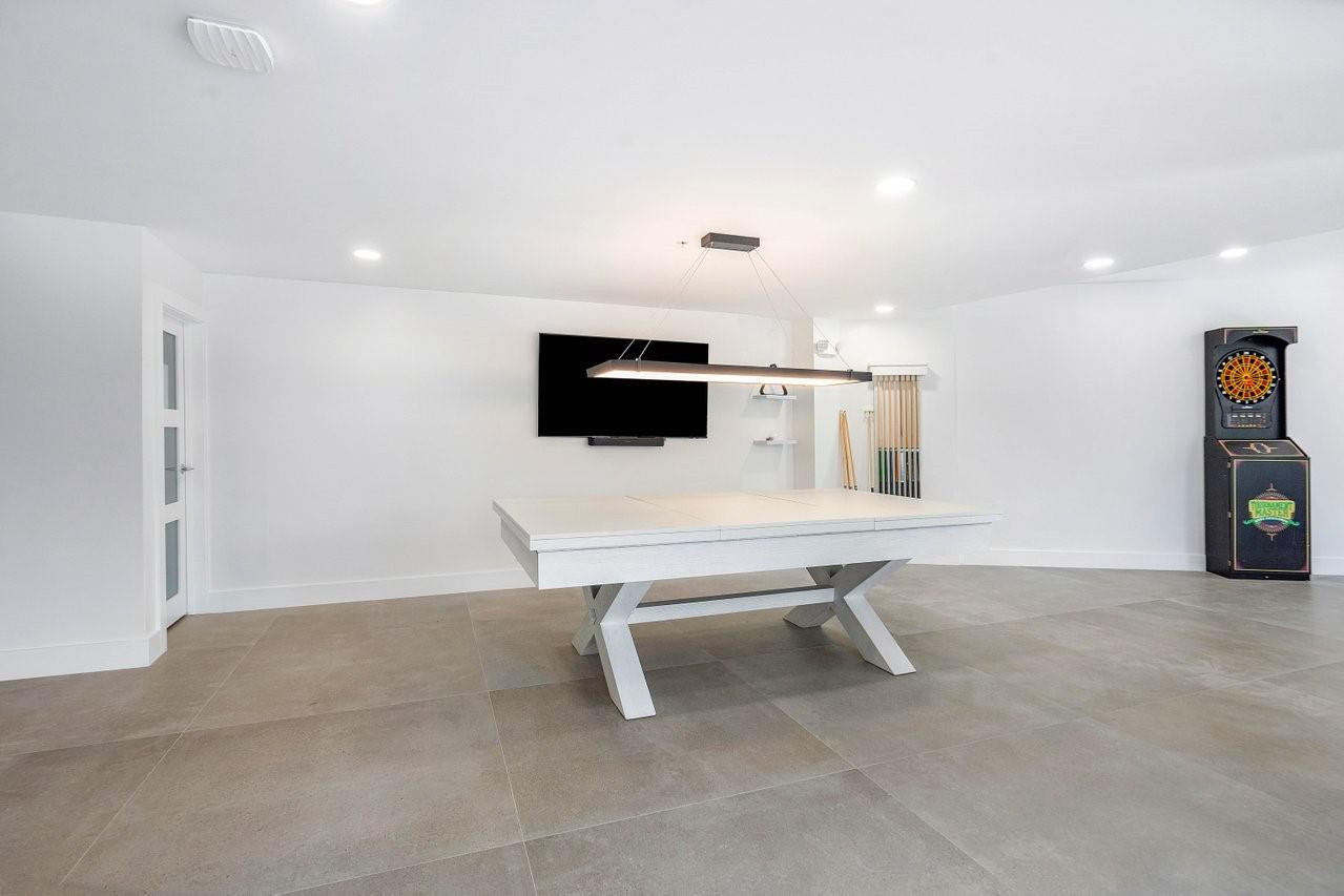 3000 Holiday Dr 1104