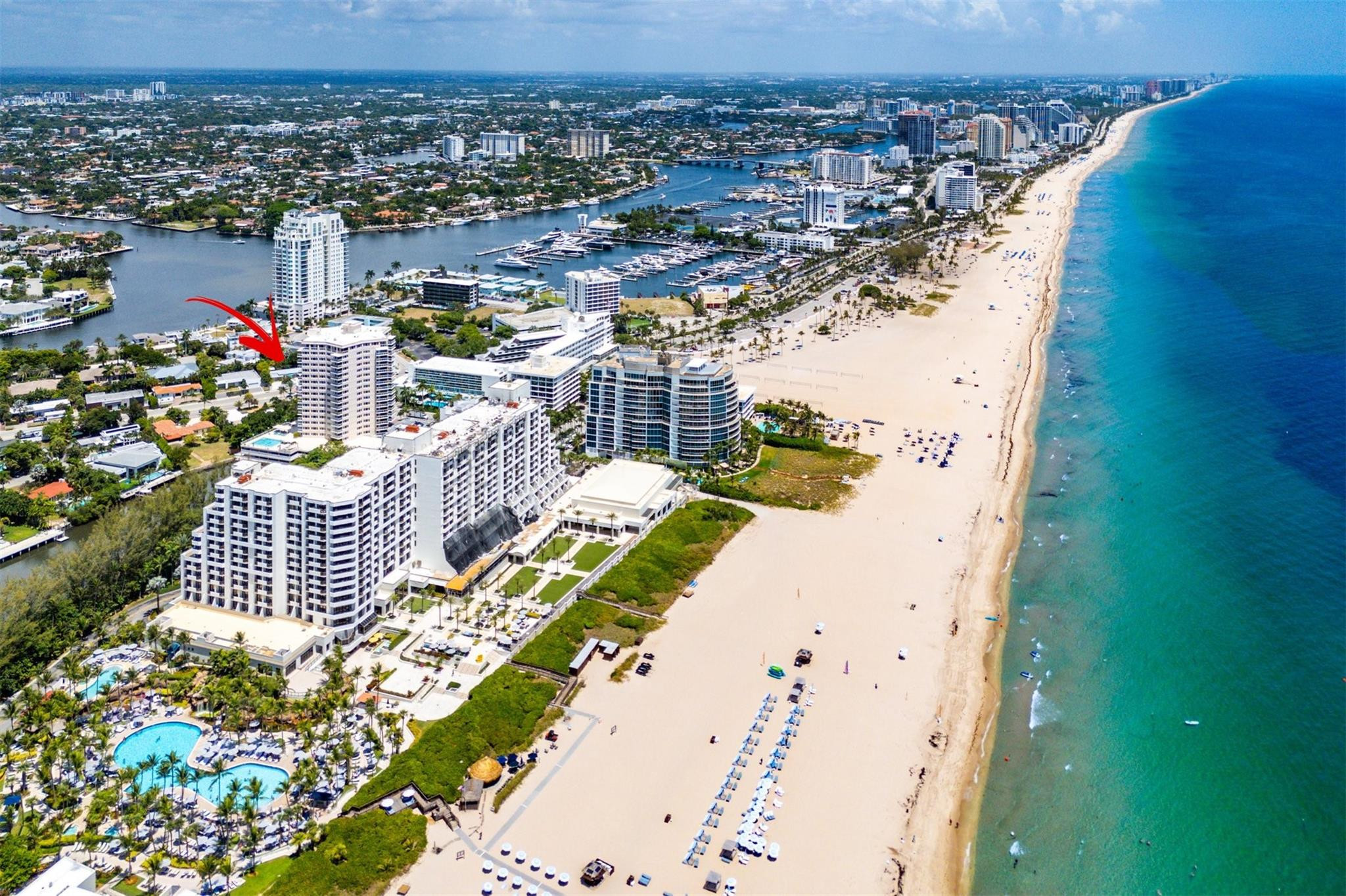 3000 Holiday Drive 1605