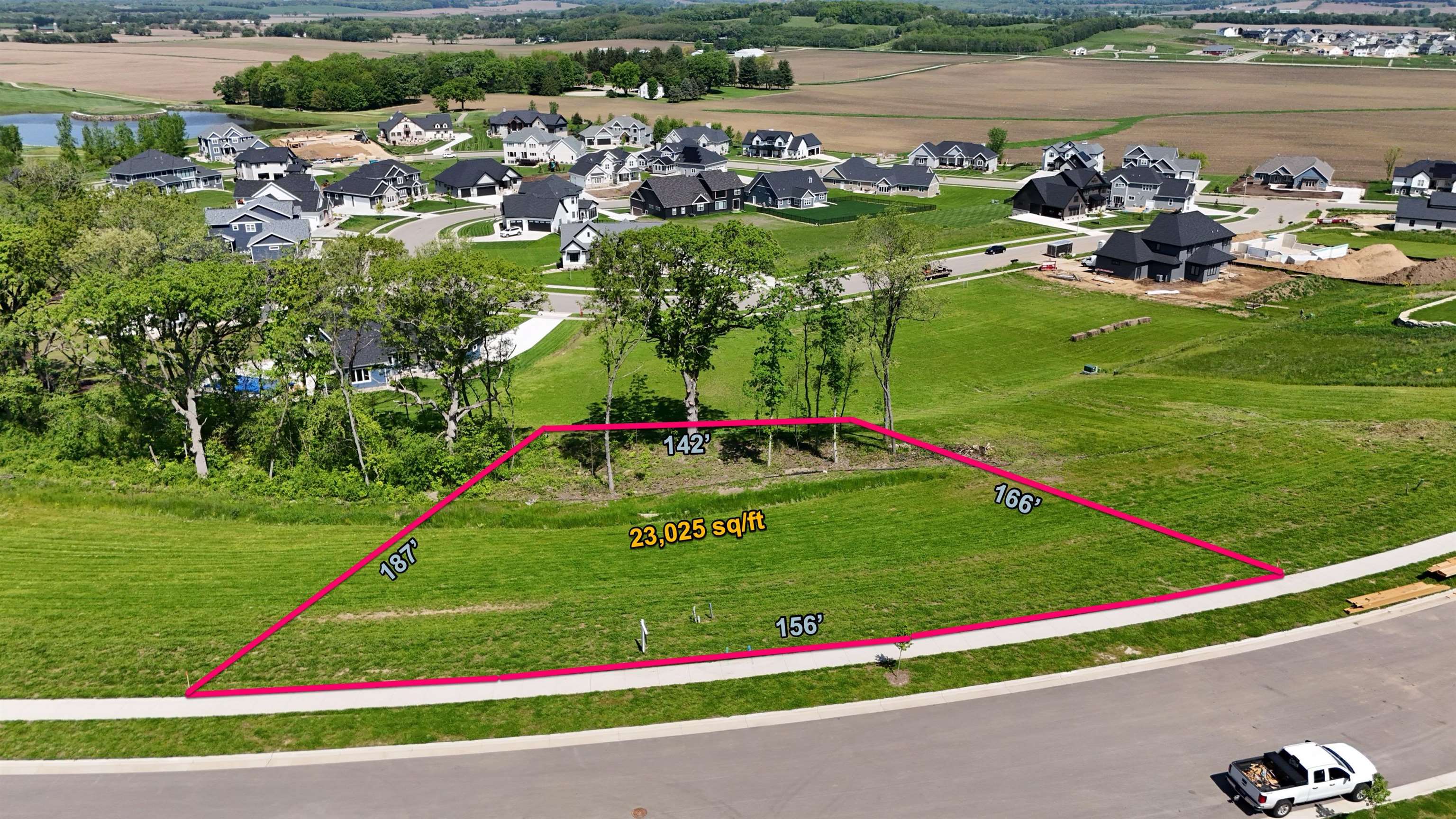 L319 Interlachen Avenue