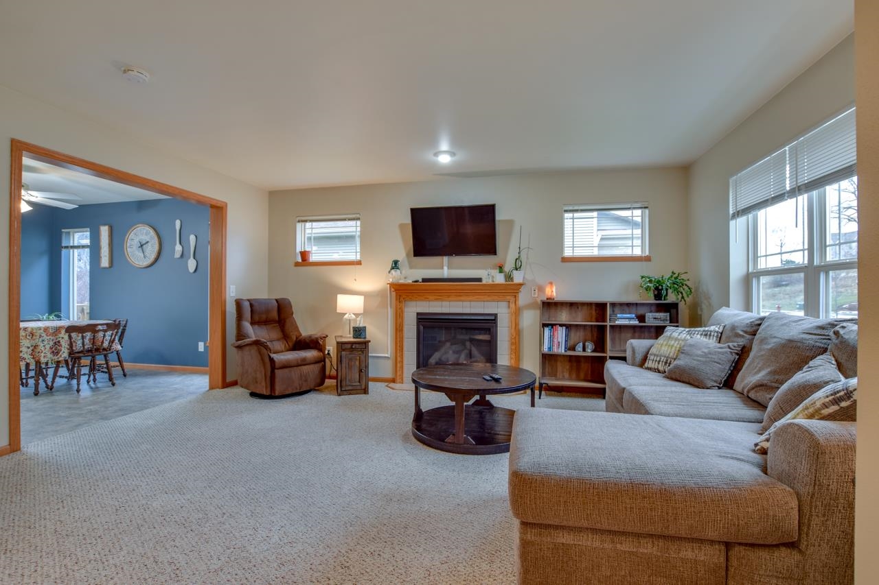 713 Orion Trail