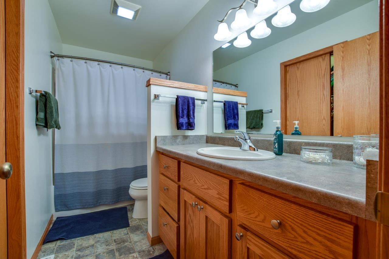 713 Orion Trail