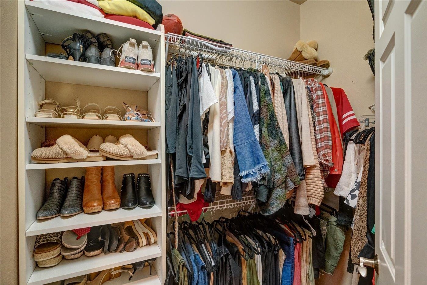 9 Boulder Creek Circle