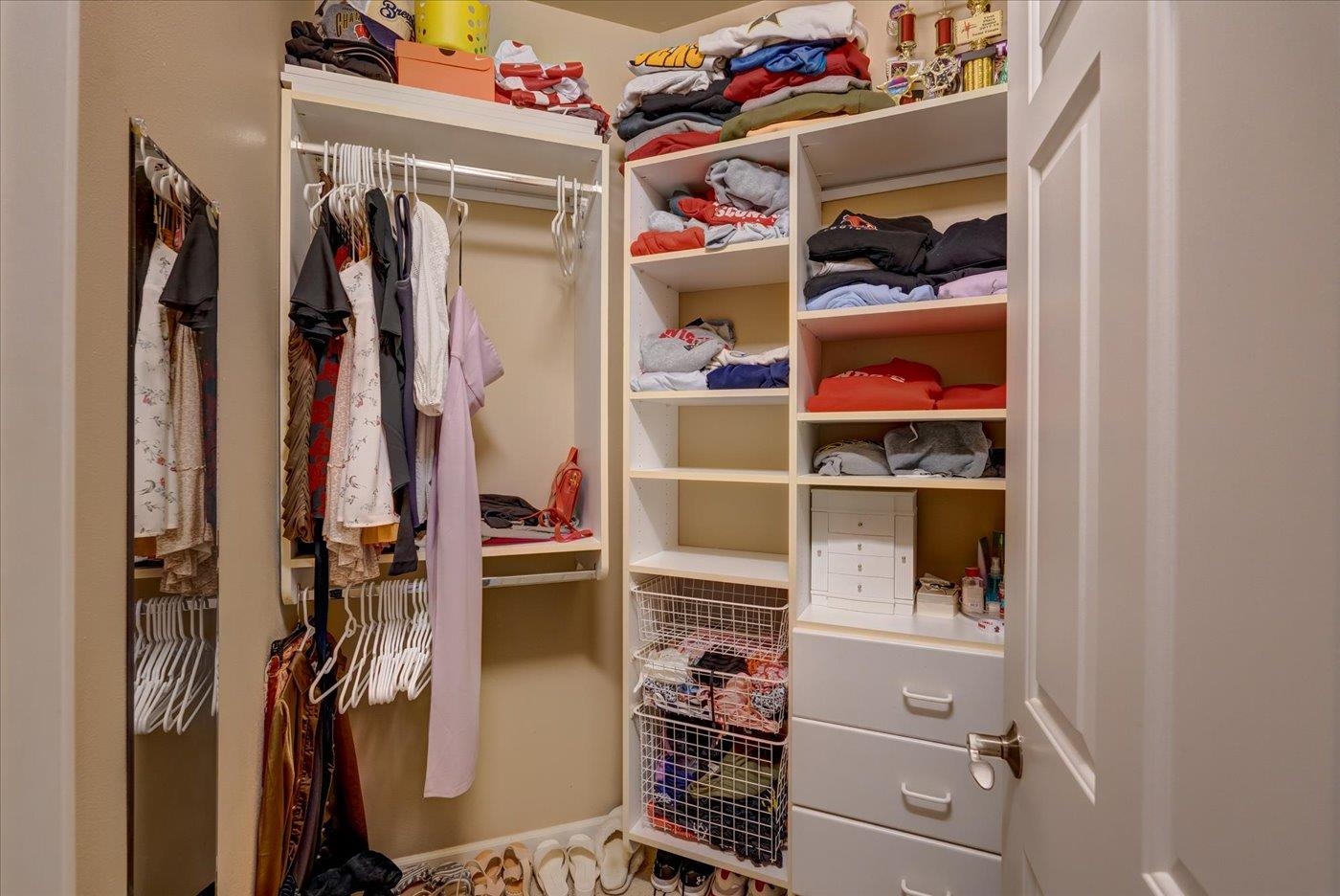 9 Boulder Creek Circle