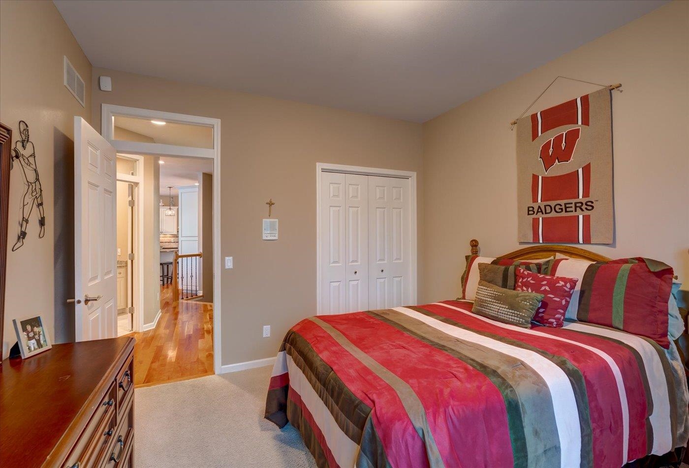 9 Boulder Creek Circle