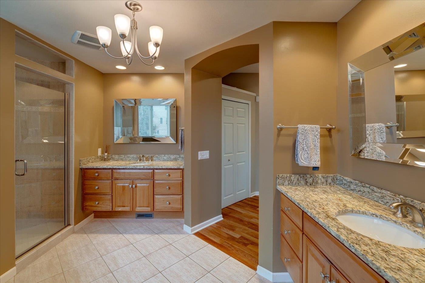 9 Boulder Creek Circle