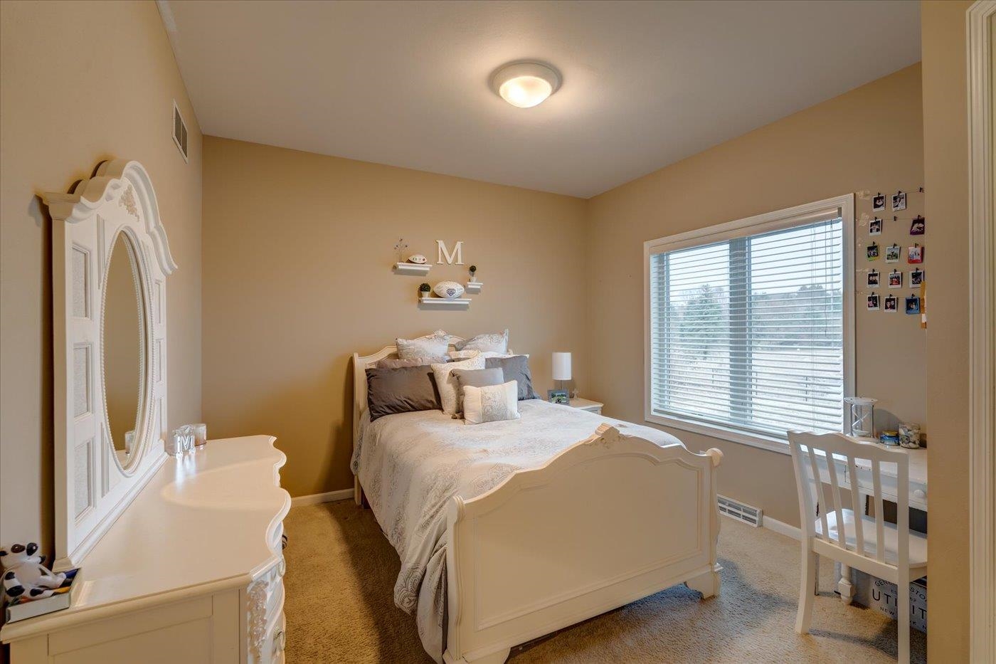 9 Boulder Creek Circle