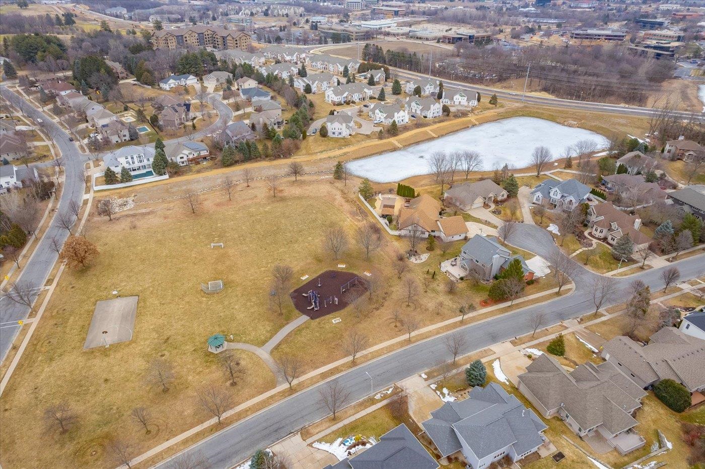 9 Boulder Creek Circle