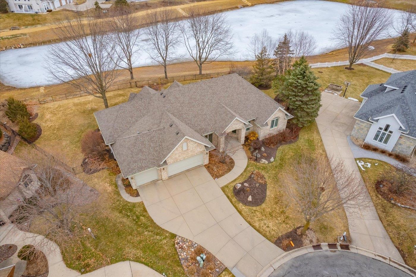 9 Boulder Creek Circle