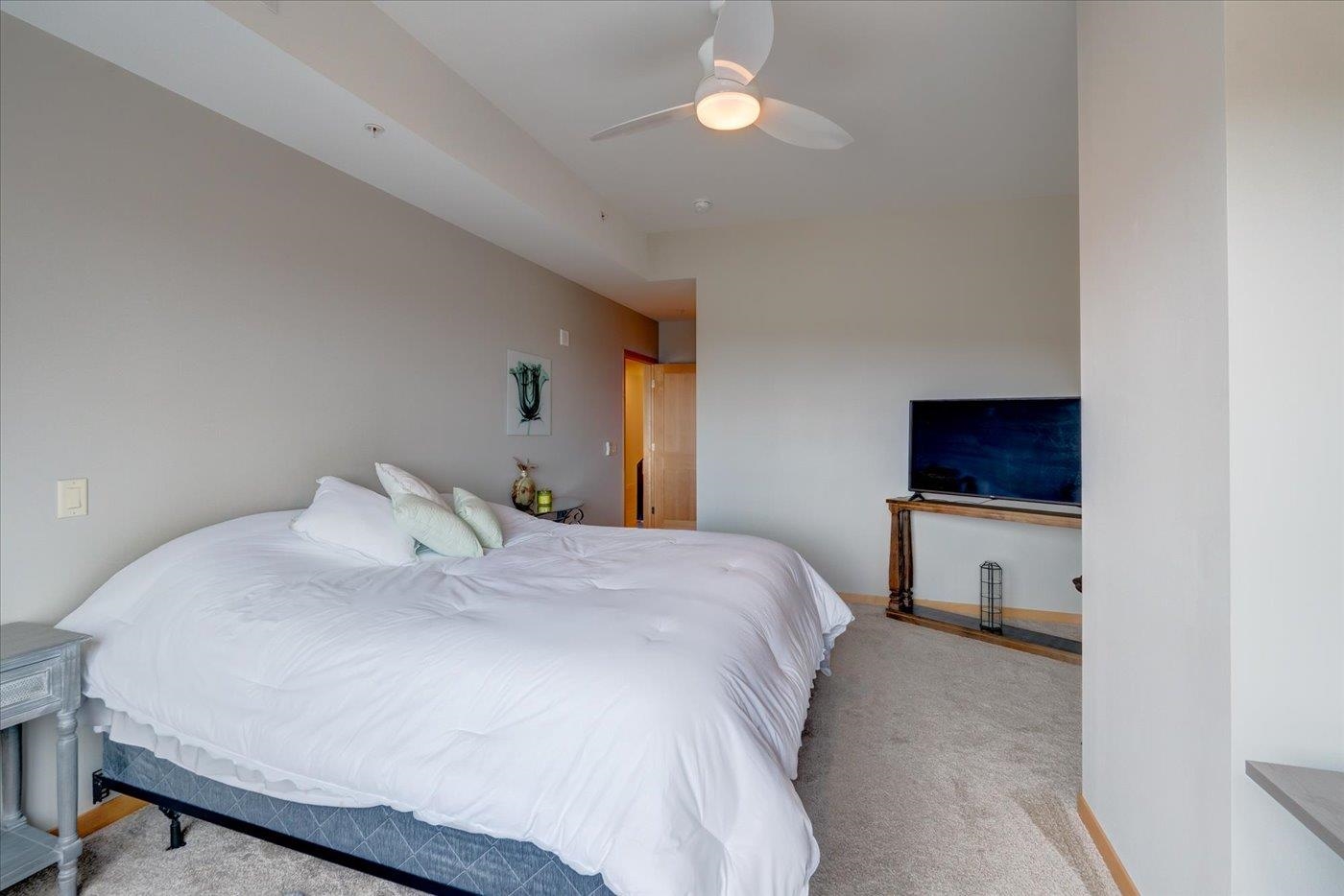 625 N Segoe Road 704
