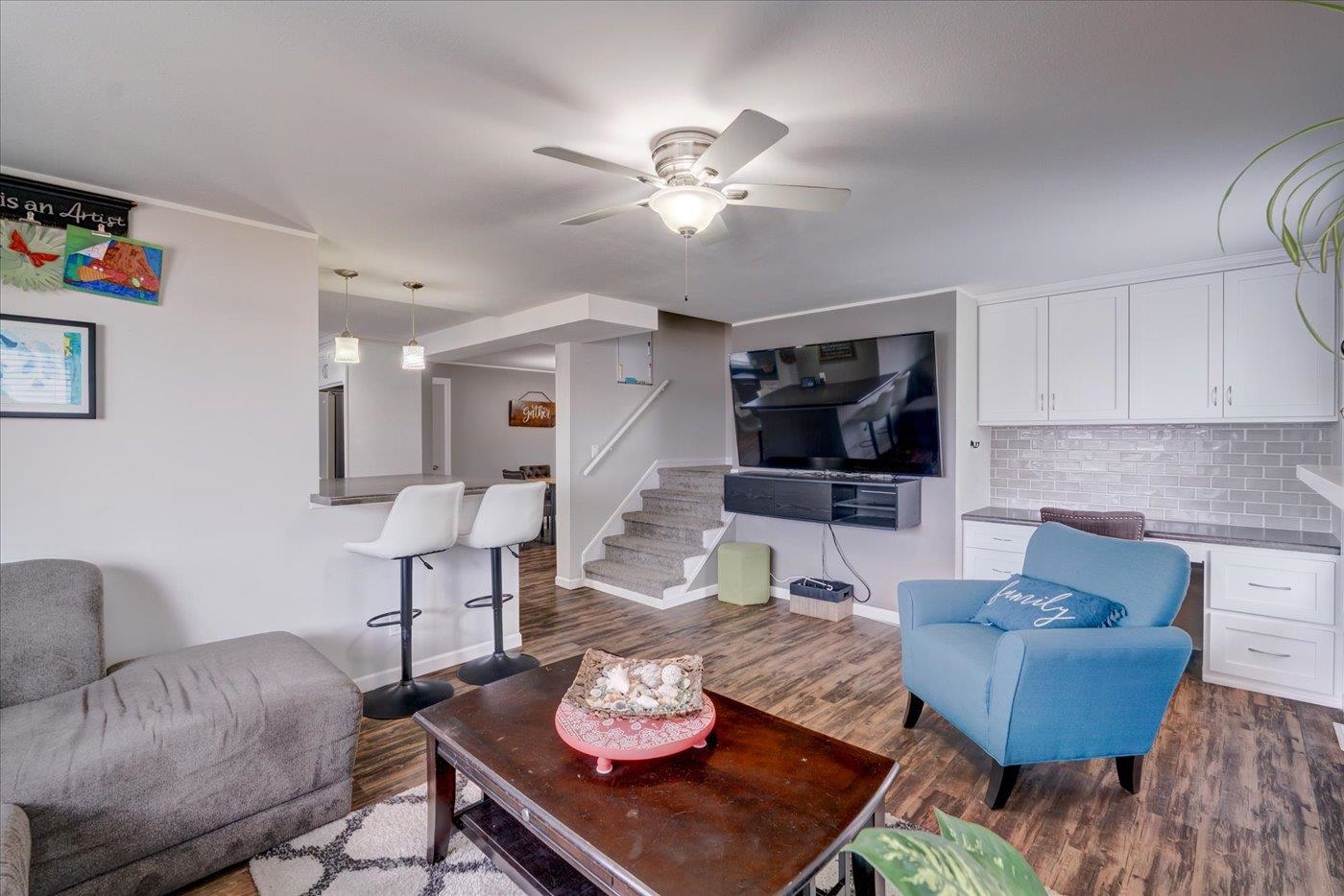 722 W Edgewater Street
