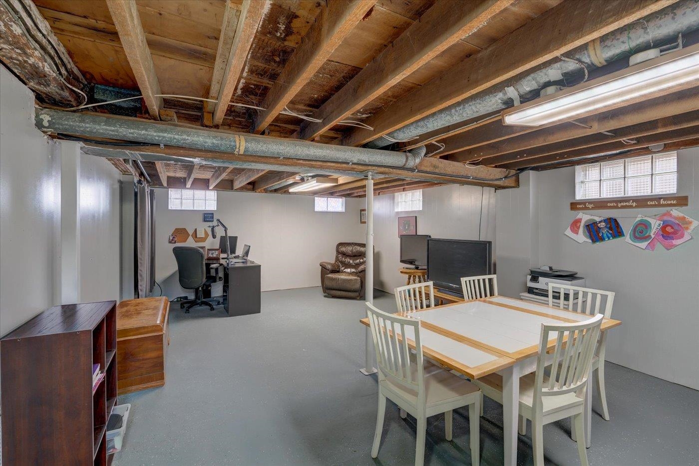 722 W Edgewater Street