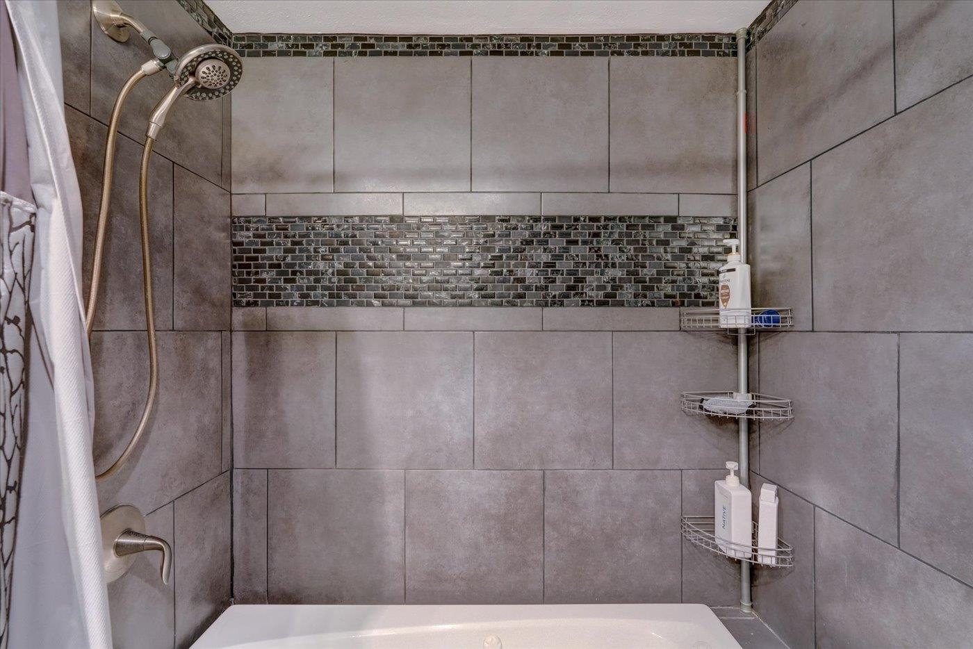 722 W Edgewater Street