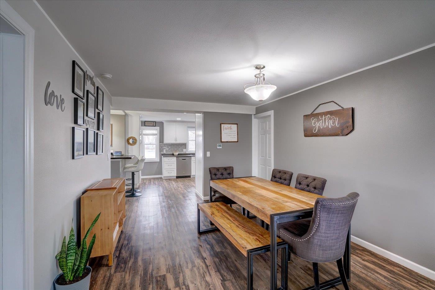 722 W Edgewater Street