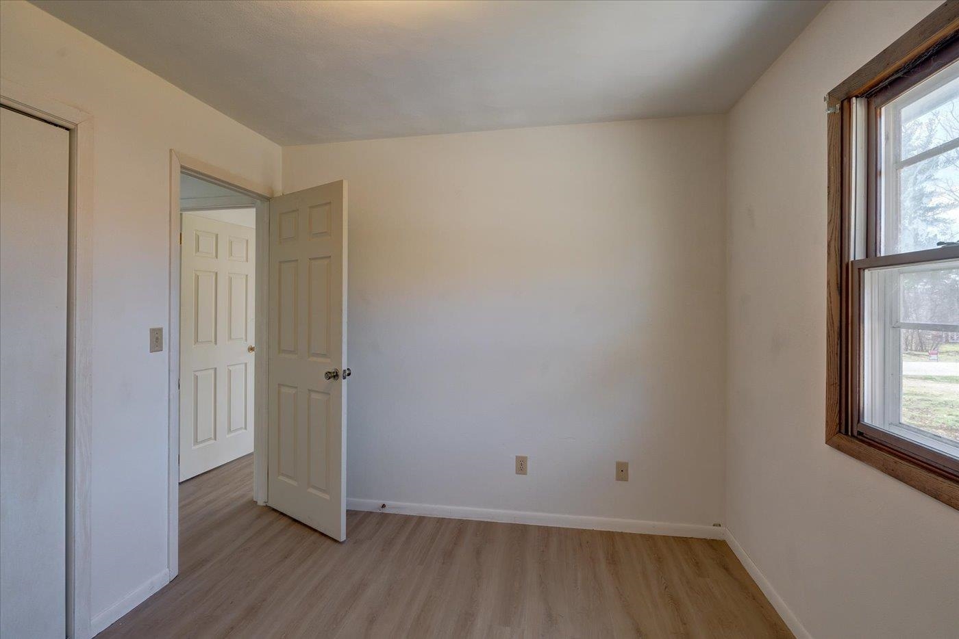 1150 Perry Drive