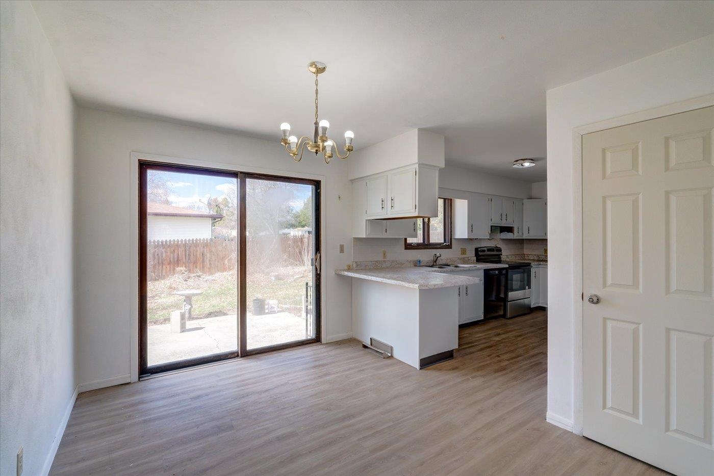 1150 Perry Drive