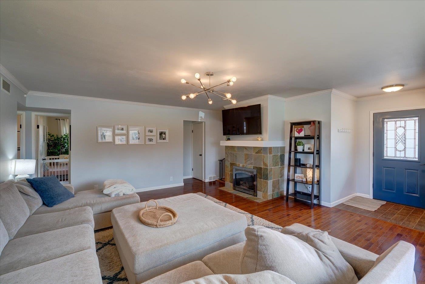 485 Hilltop Drive