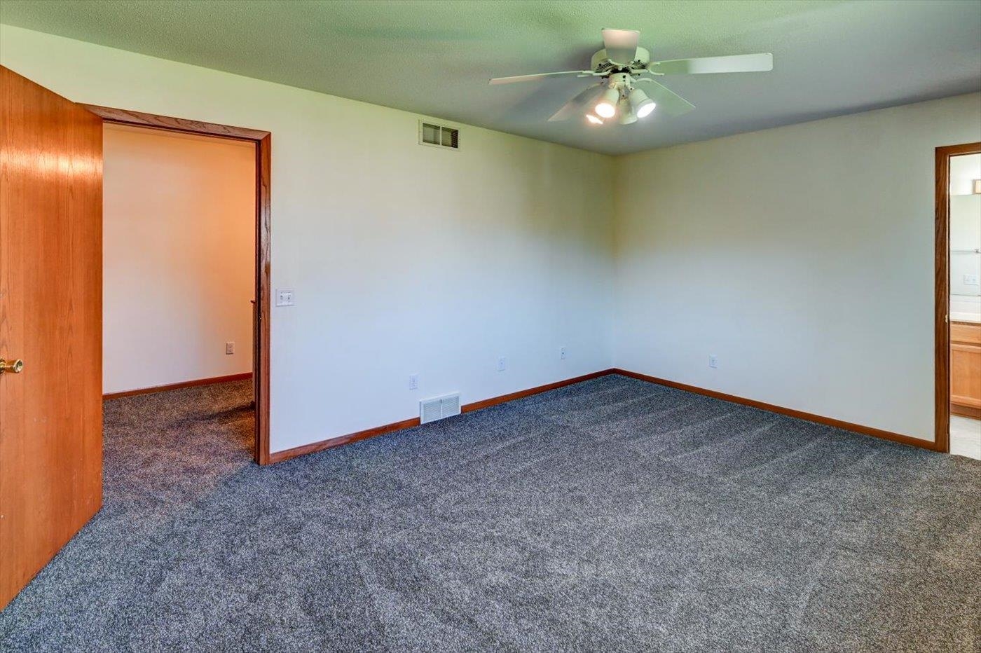 5862 Woodland Drive