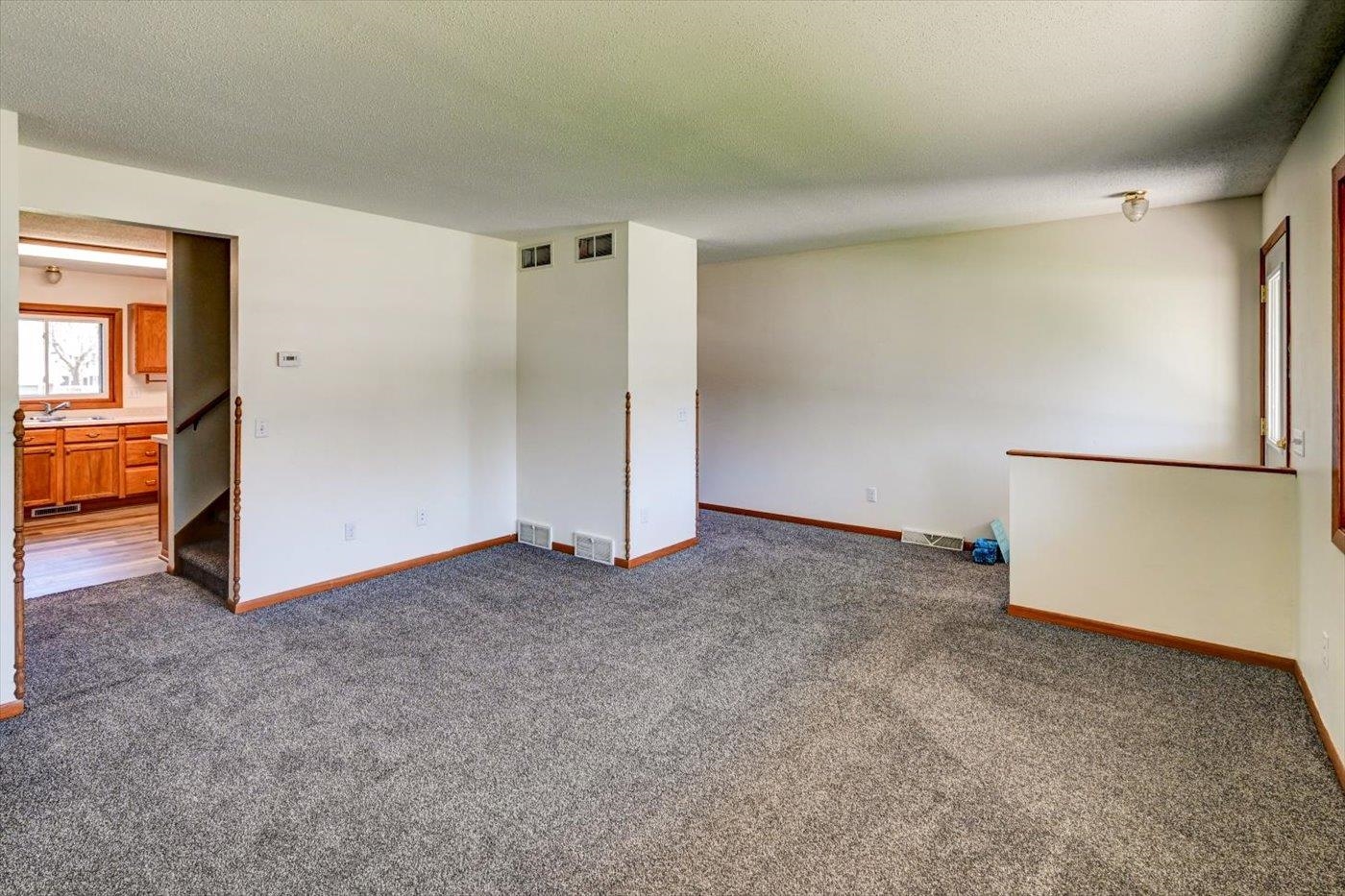5862 Woodland Drive