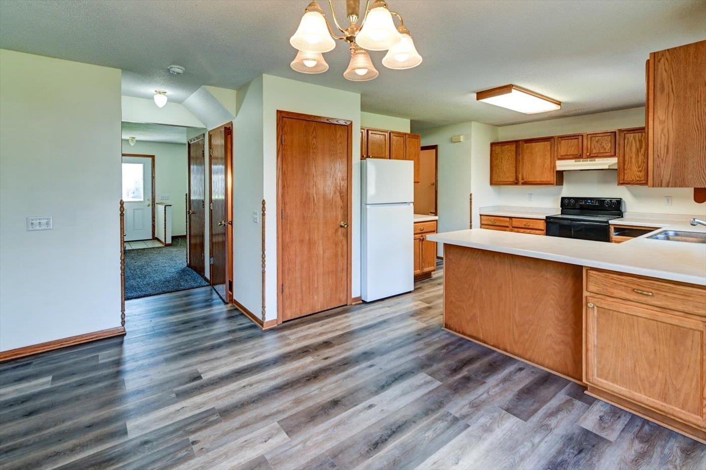 5862 Woodland Drive