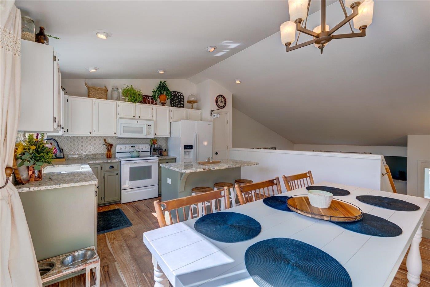 1449 Dayflower Drive