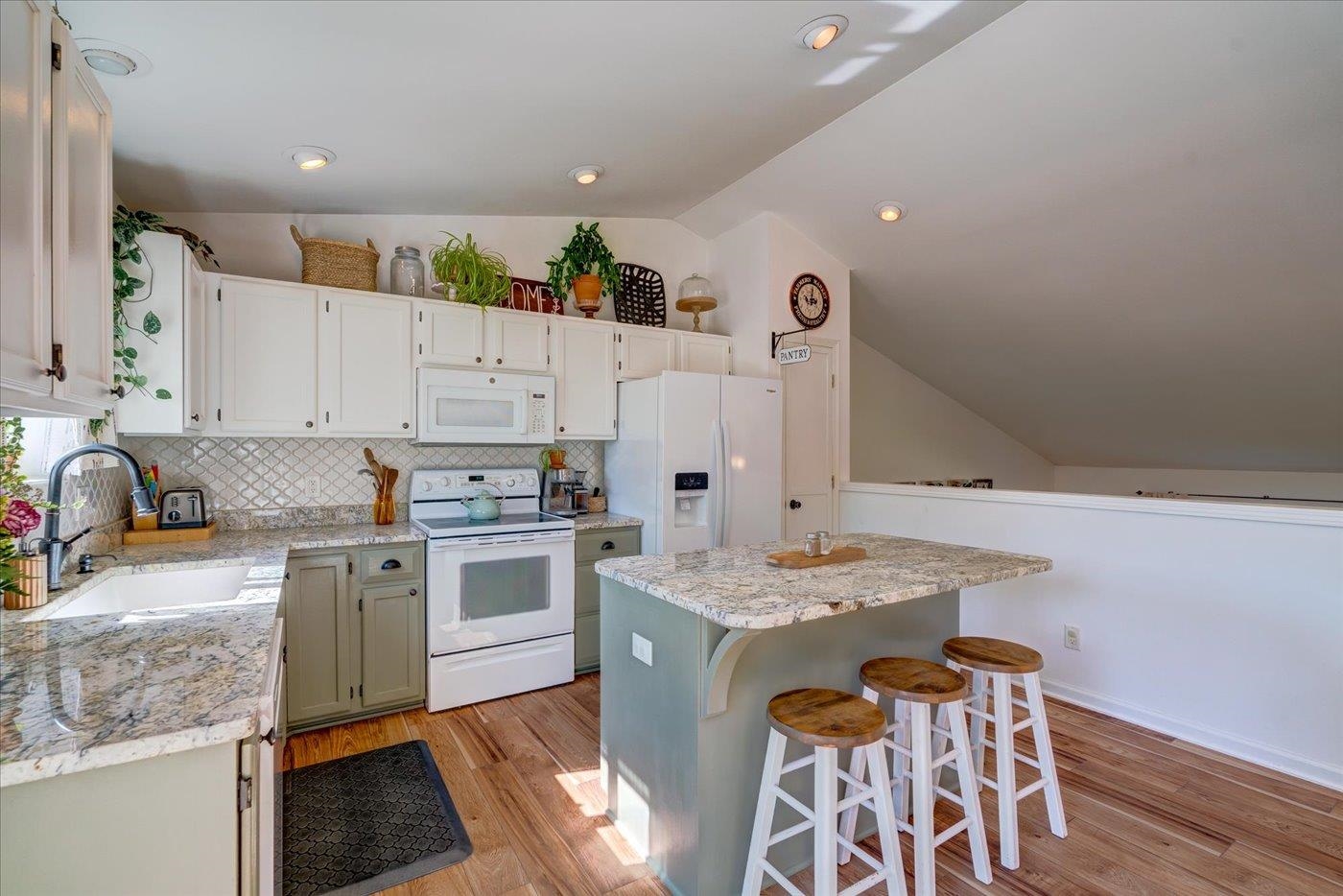 1449 Dayflower Drive
