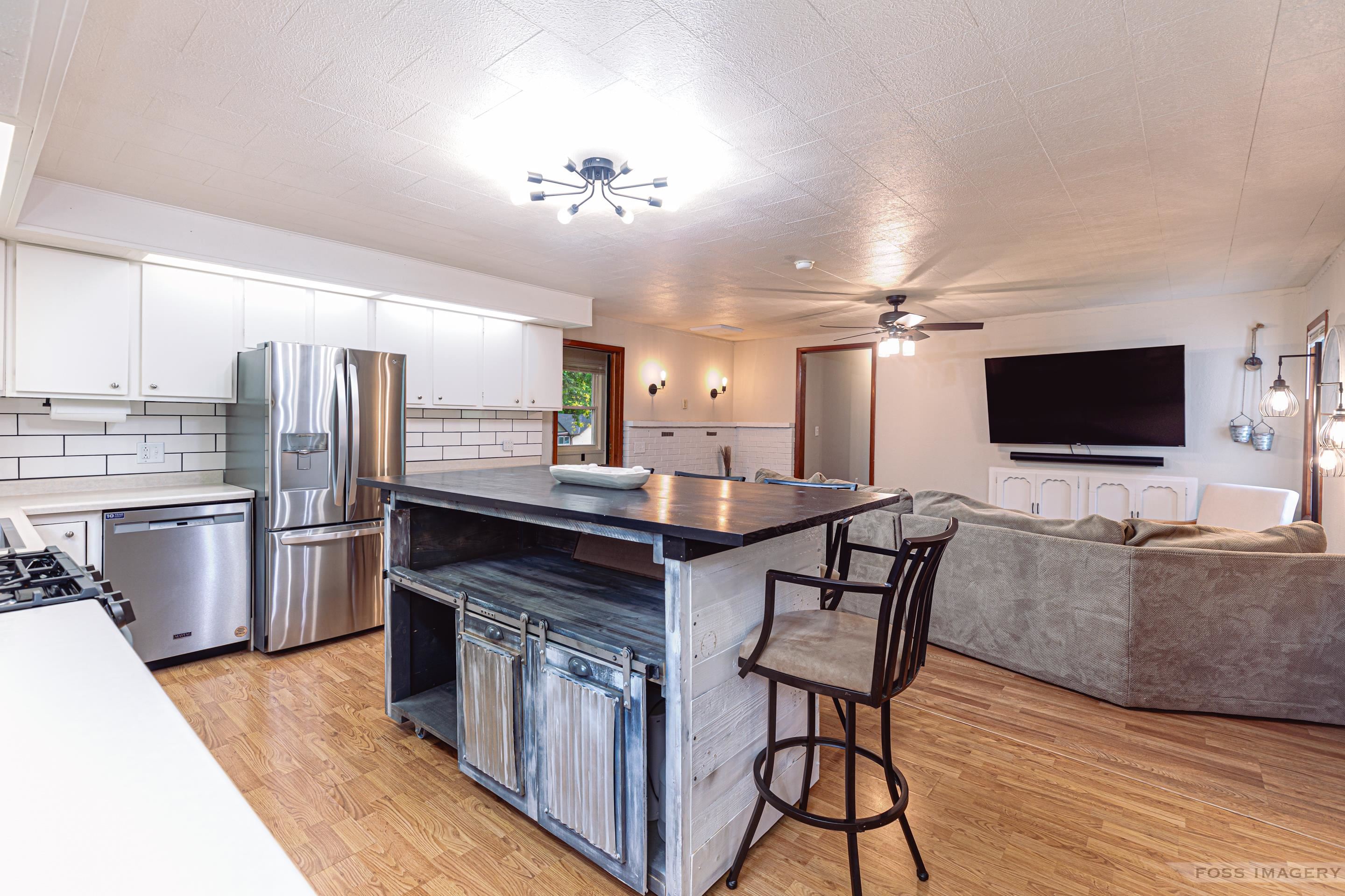 1515 E Road Seven