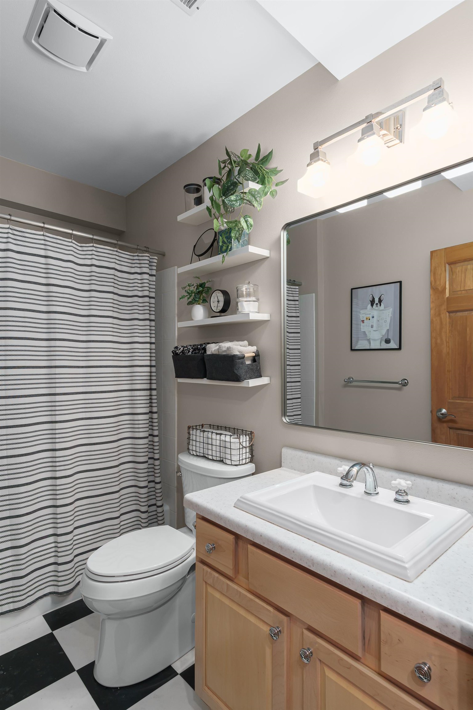 5409 Upland Trail