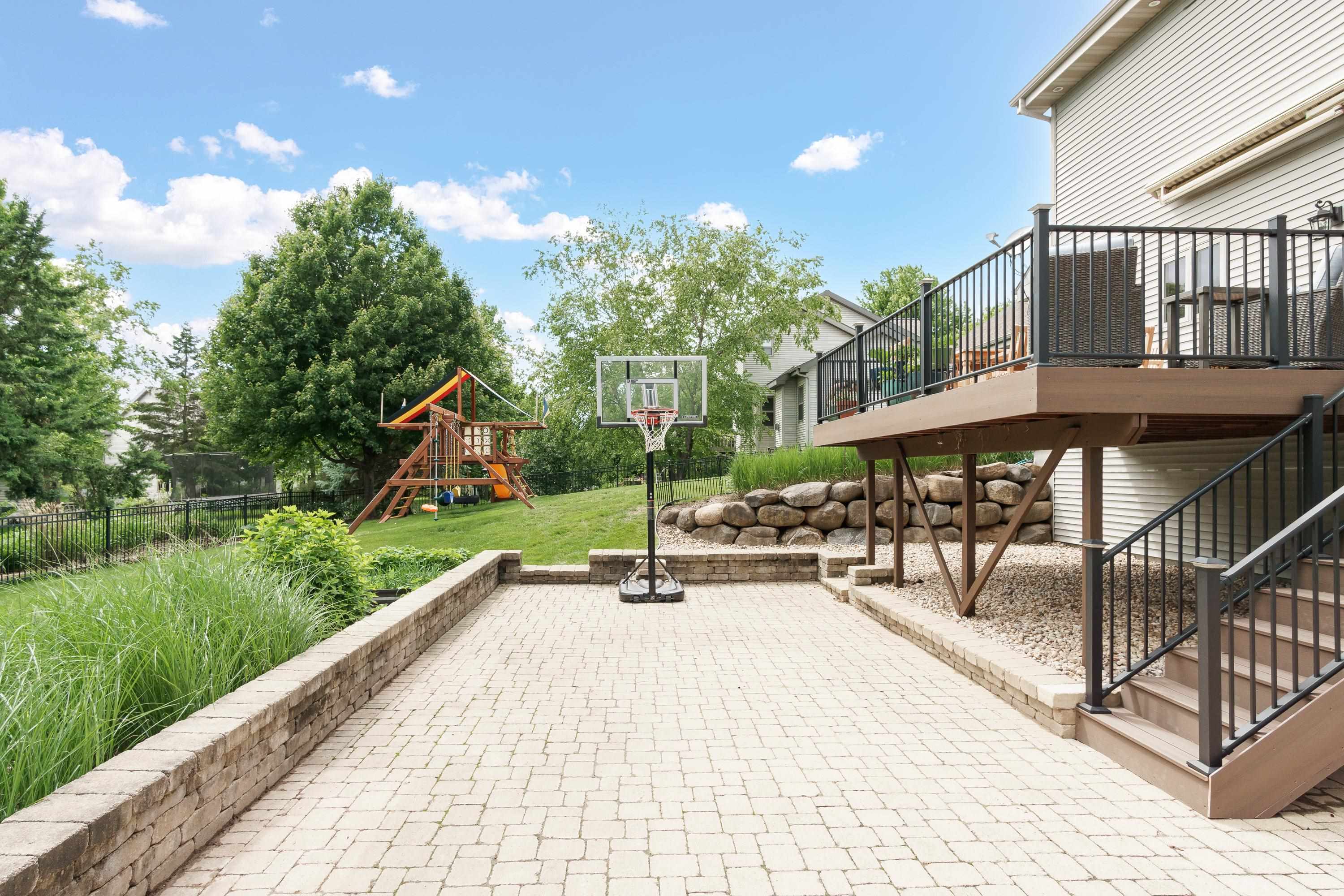 5409 Upland Trail