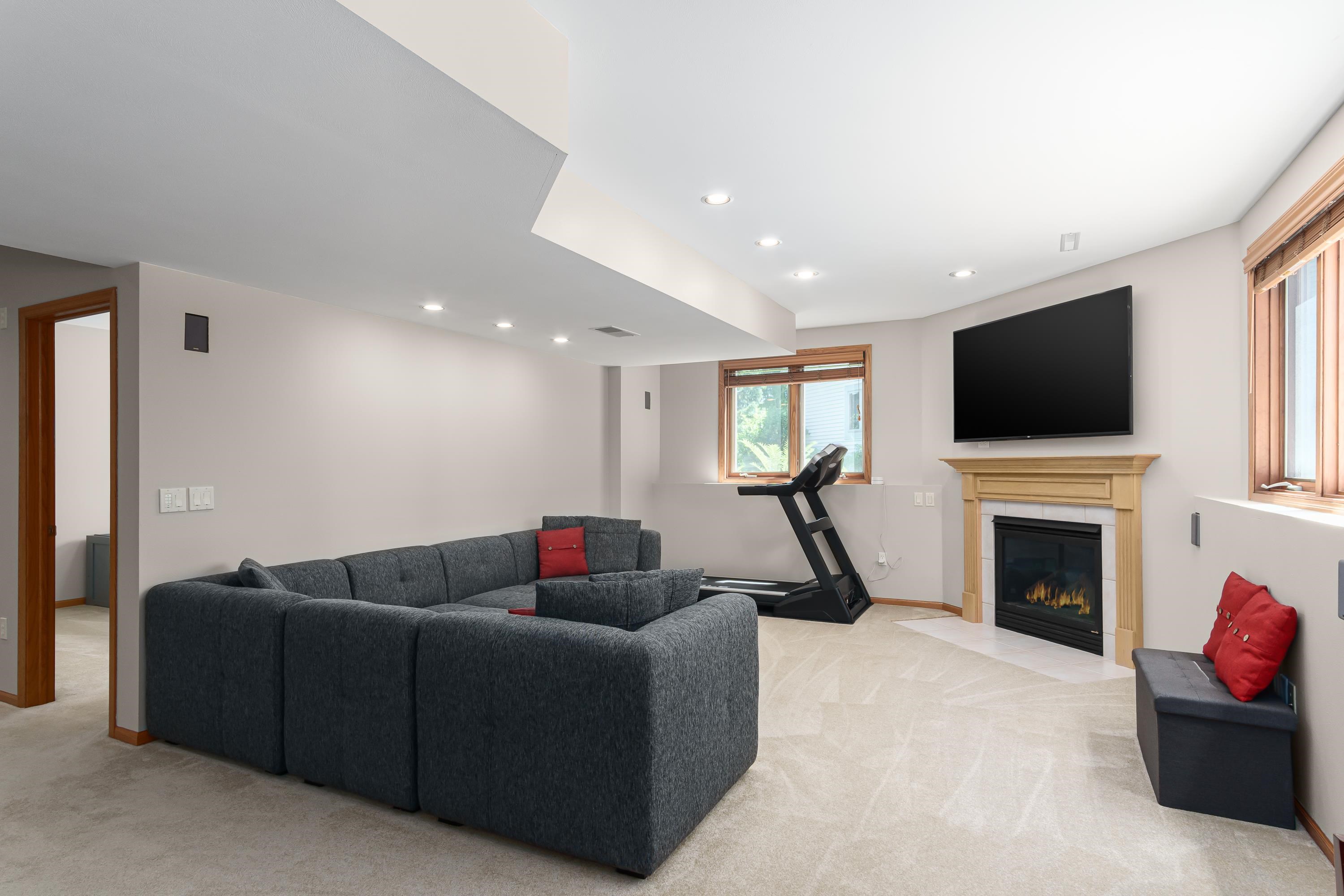 5409 Upland Trail