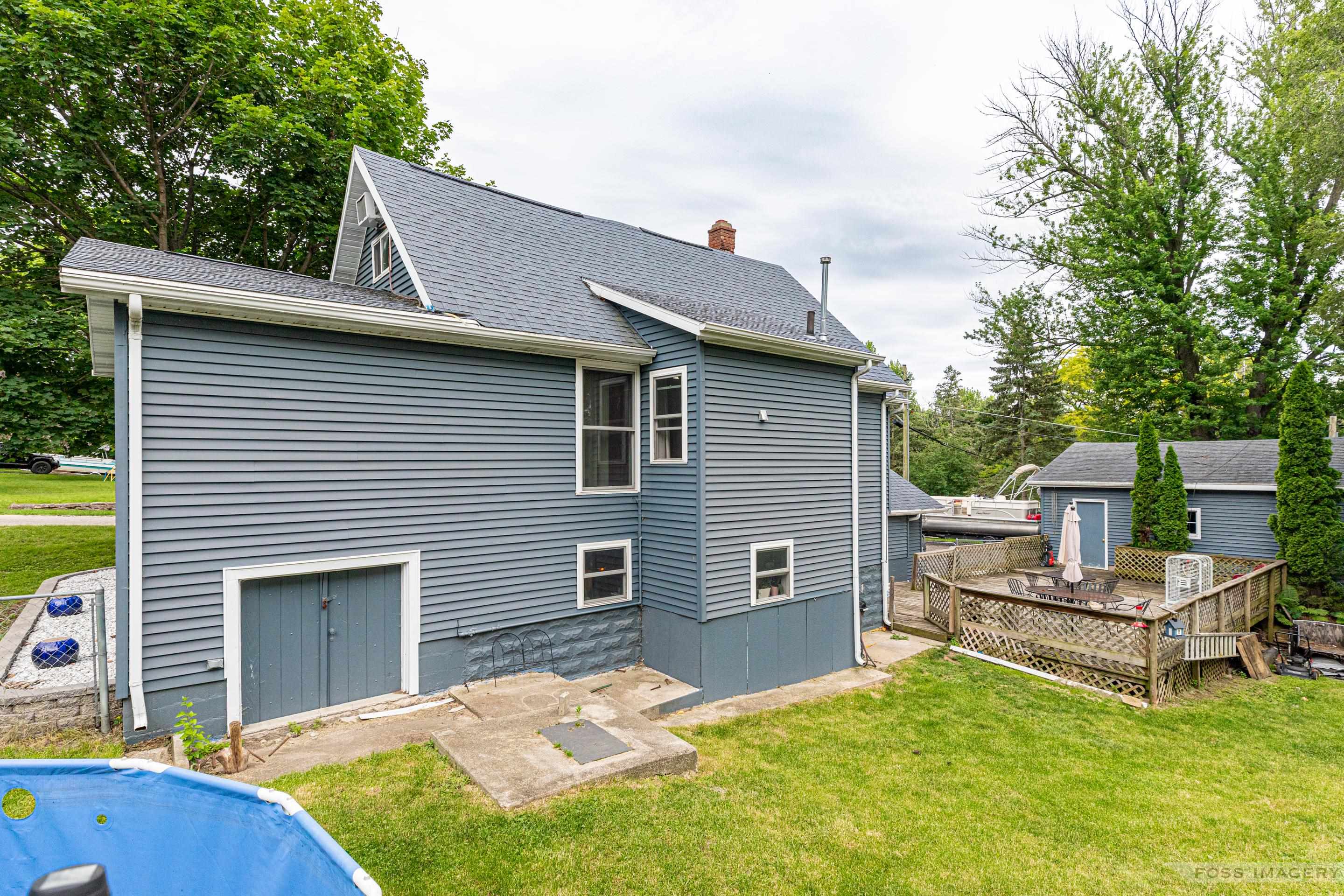 11141 N Ridge Road