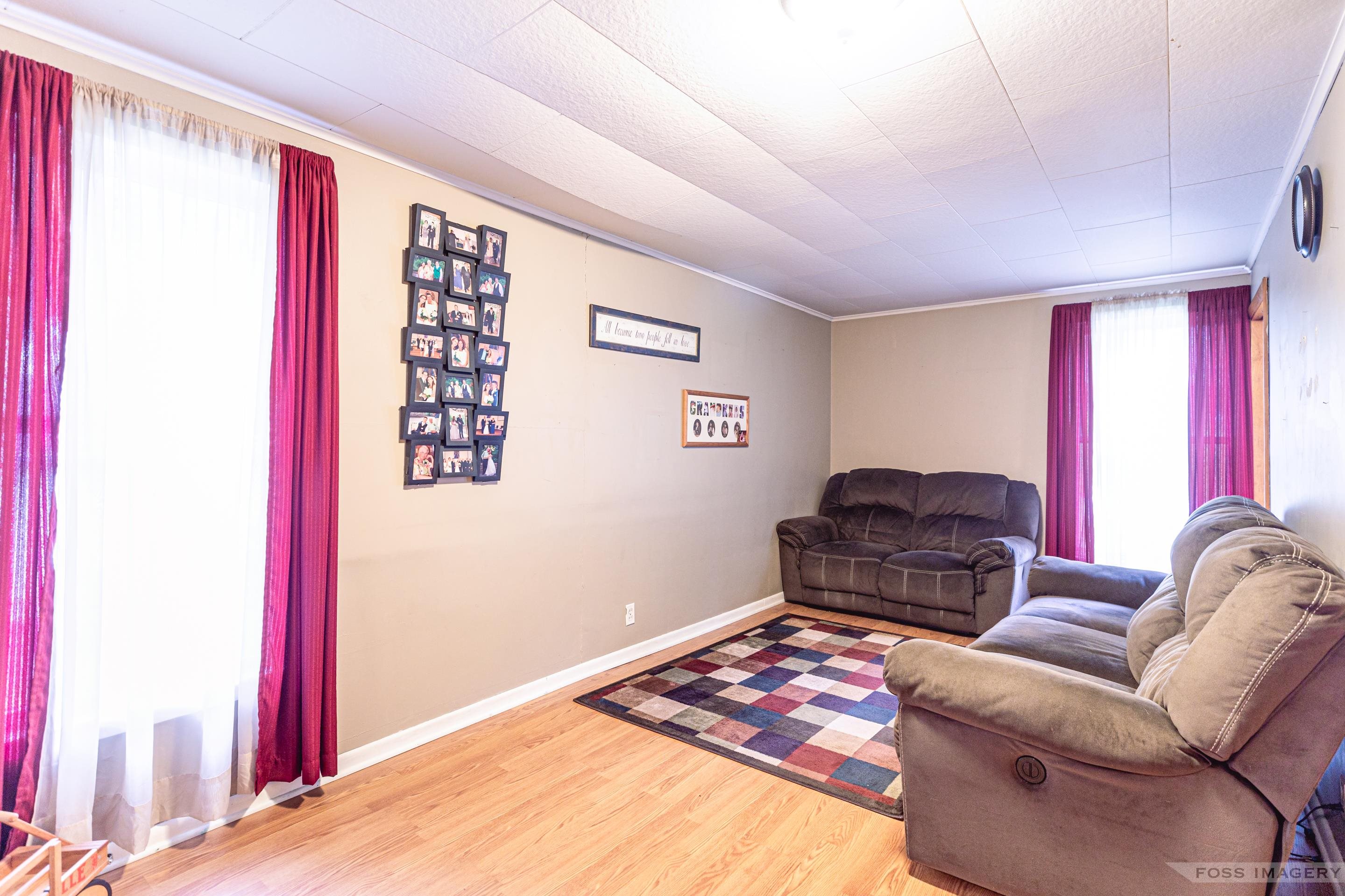 11141 N Ridge Road