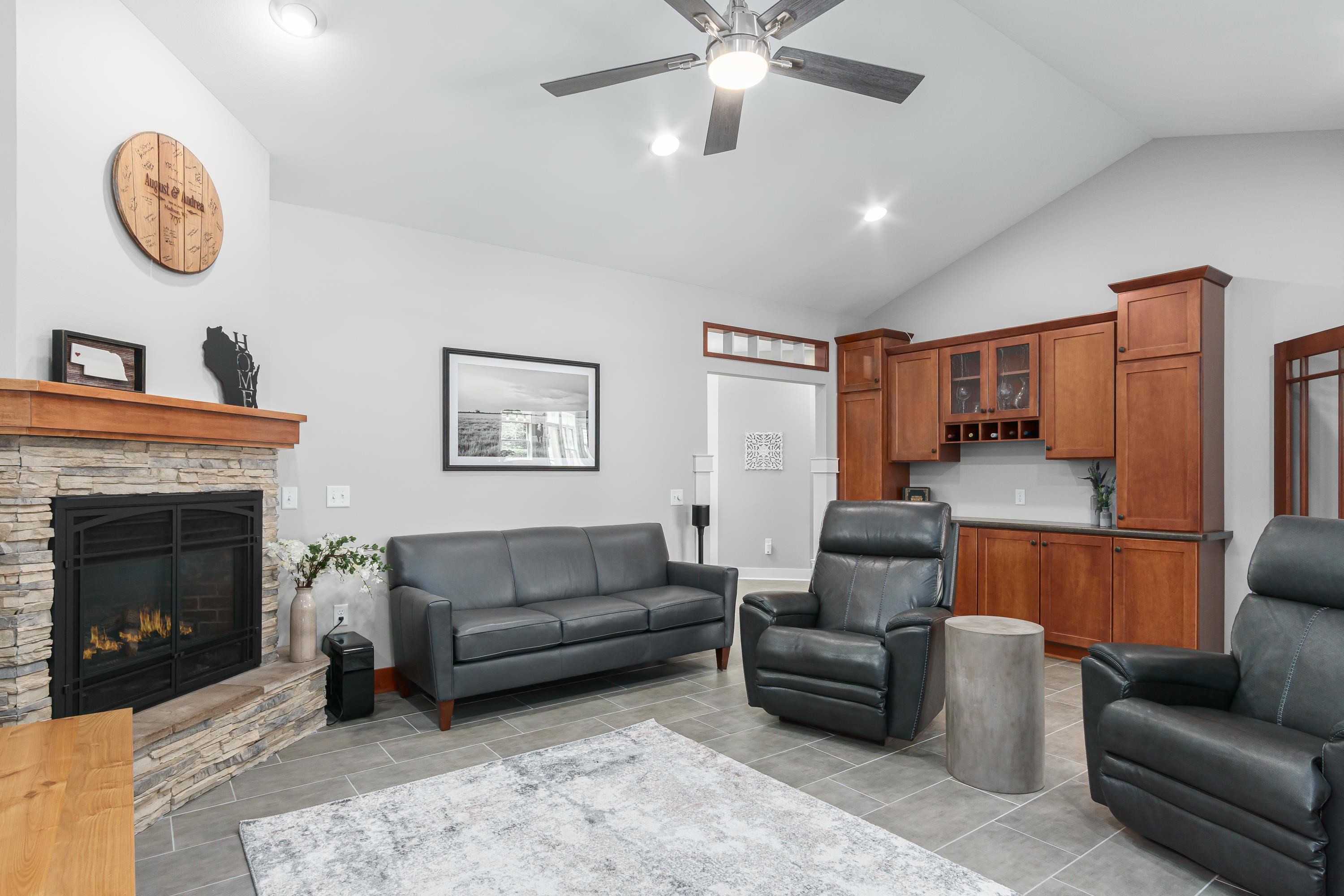 2343 Trevor Way