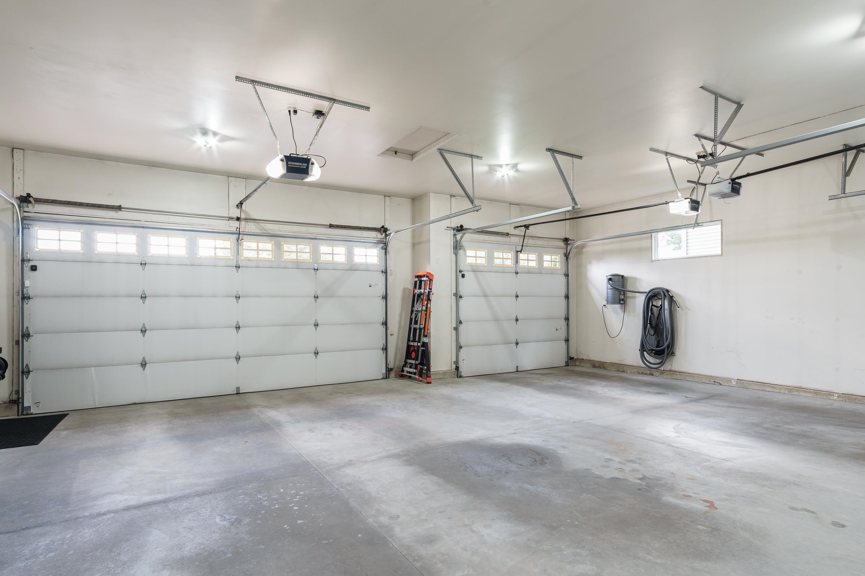 2343 Trevor Way
