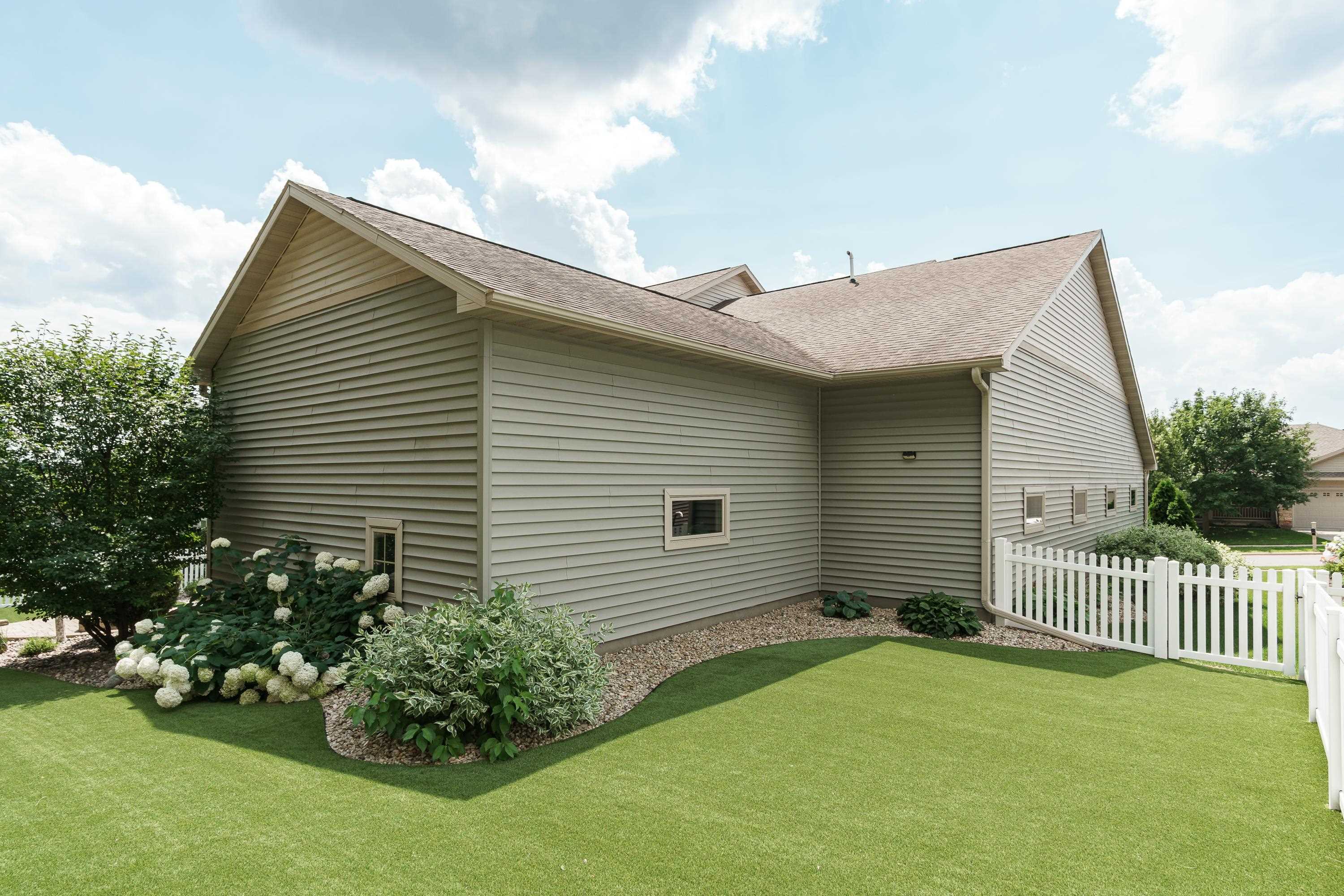 2343 Trevor Way