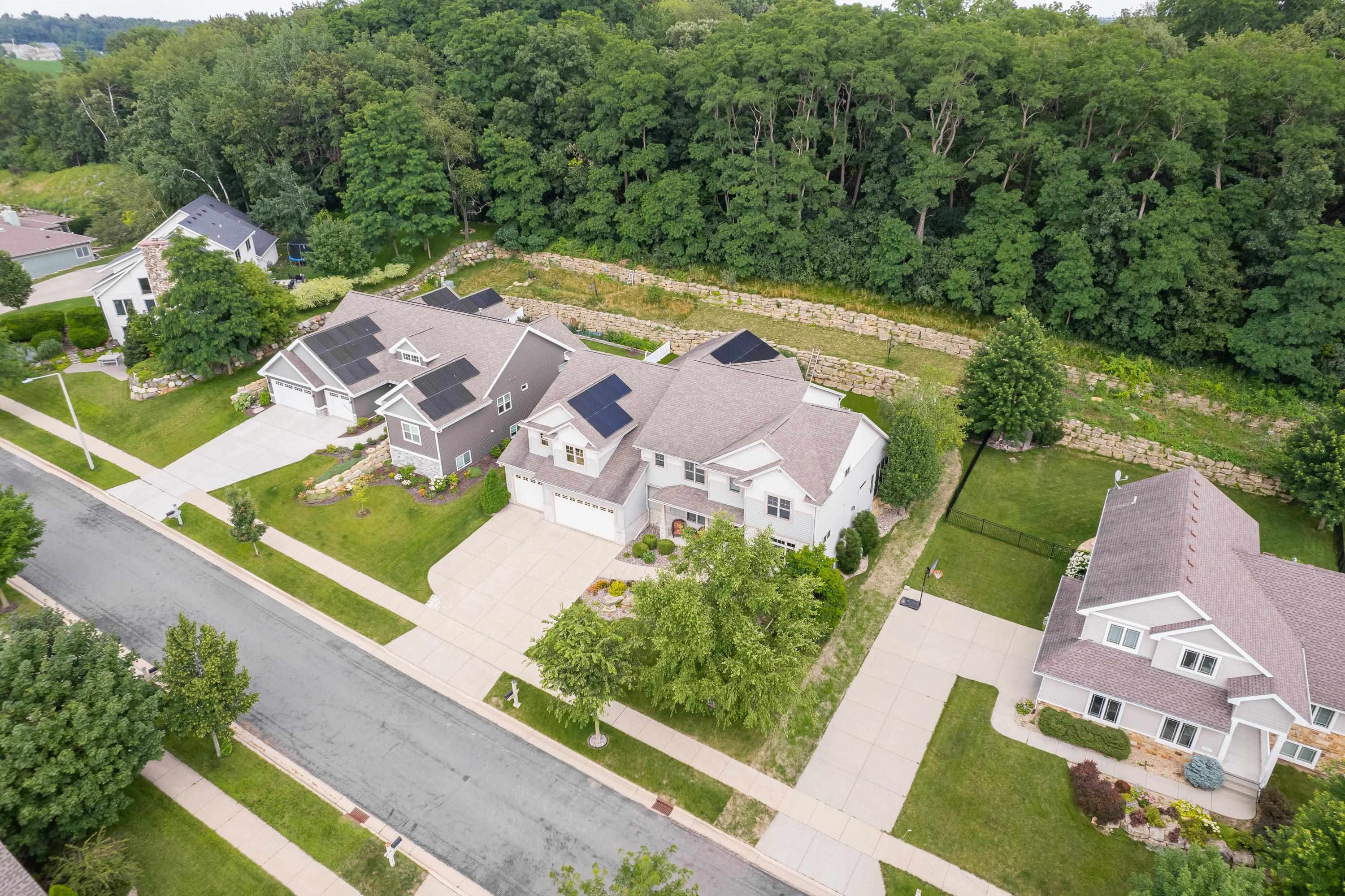 2343 Trevor Way