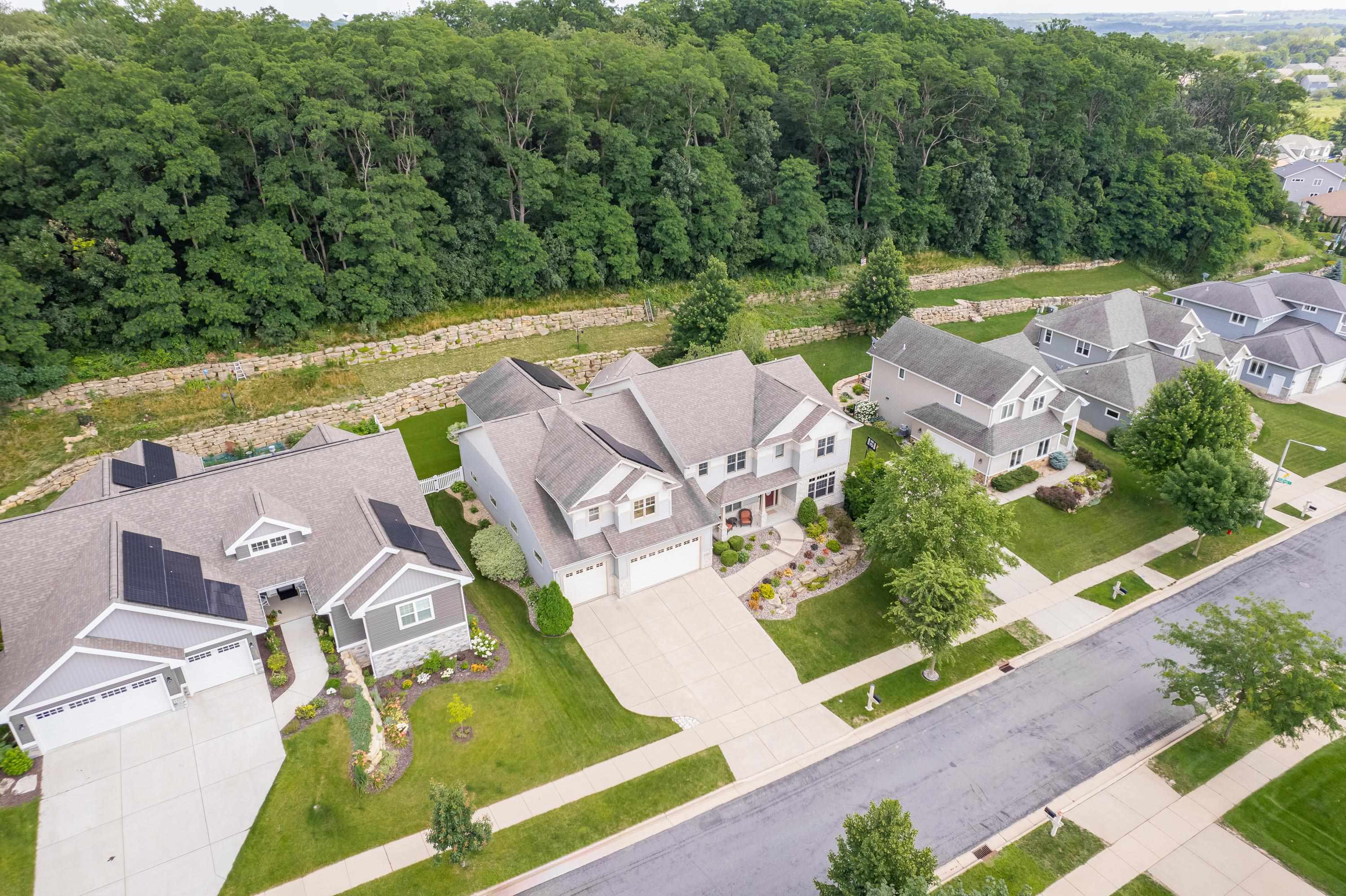 2343 Trevor Way