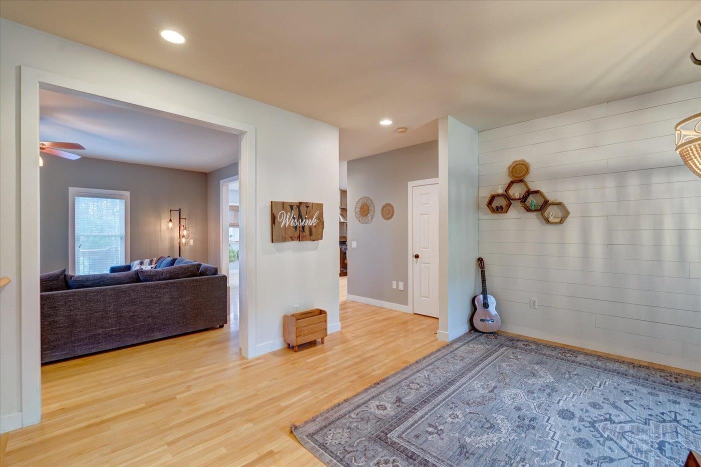 7014 Laufenberg Boulevard