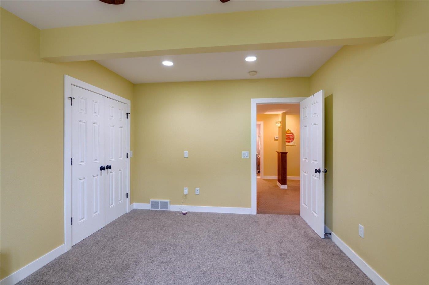 7014 Laufenberg Boulevard