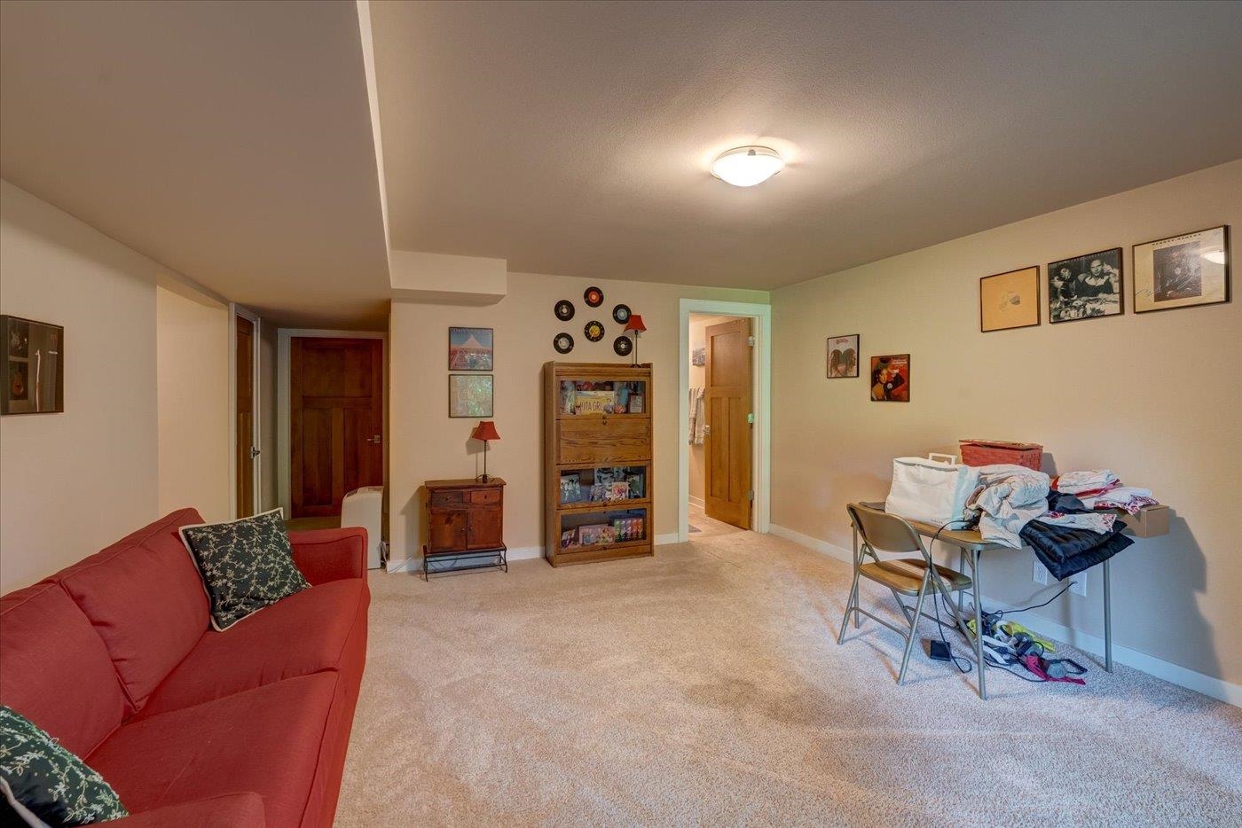 5512 Sheil Drive