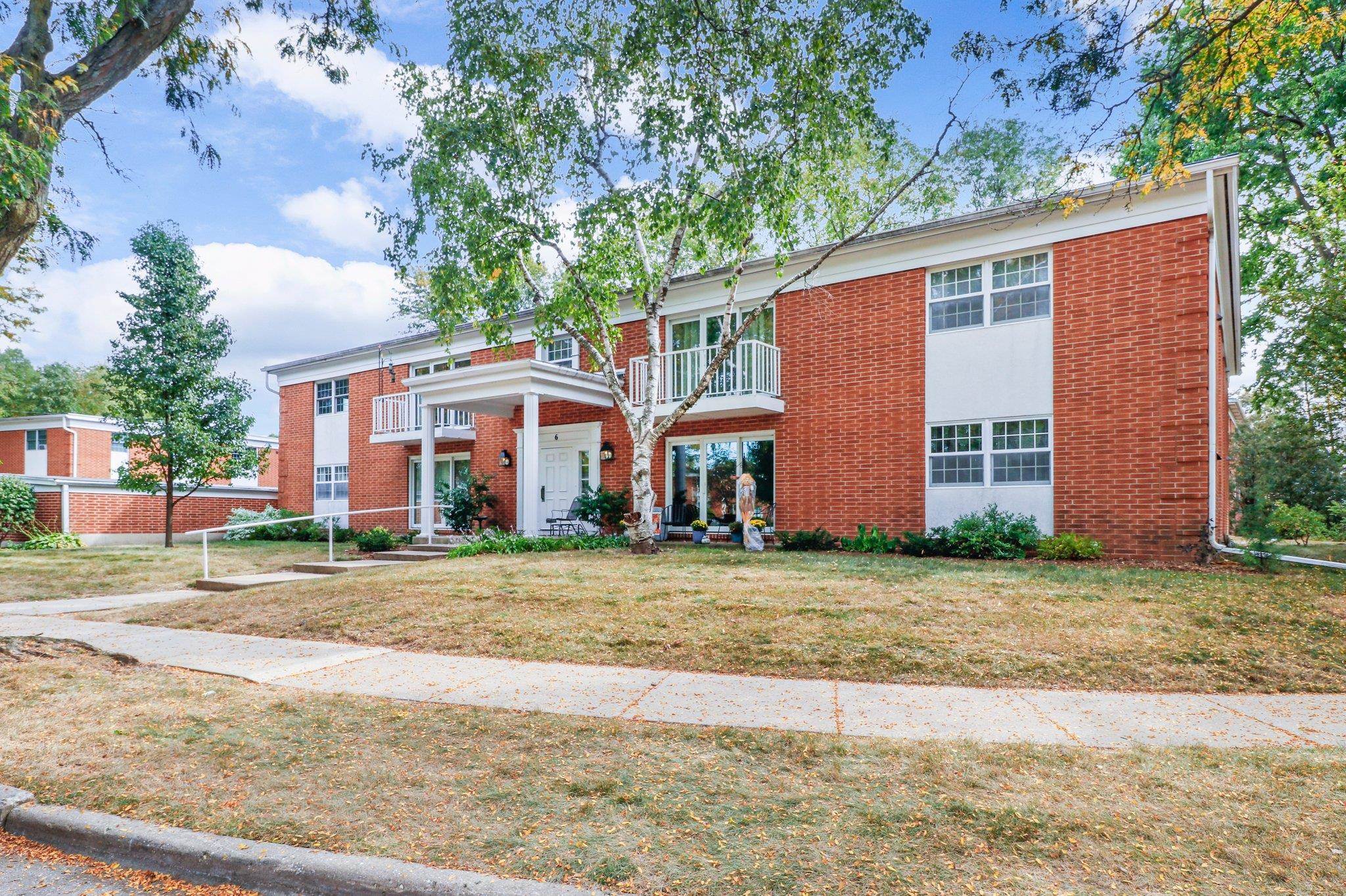 6 Heritage Circle 6